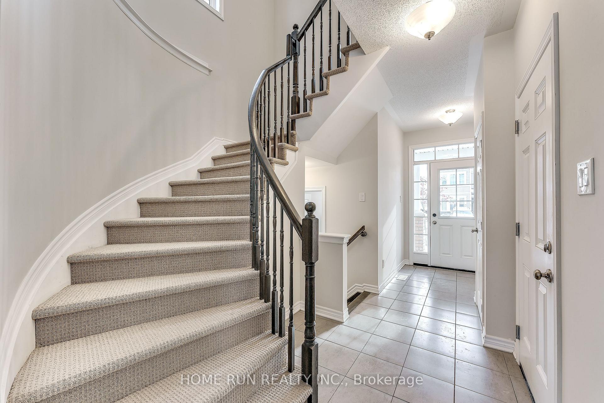Photo 3 of 338 Sweetclover Way, Ottawa, Avalon West — HOMEH