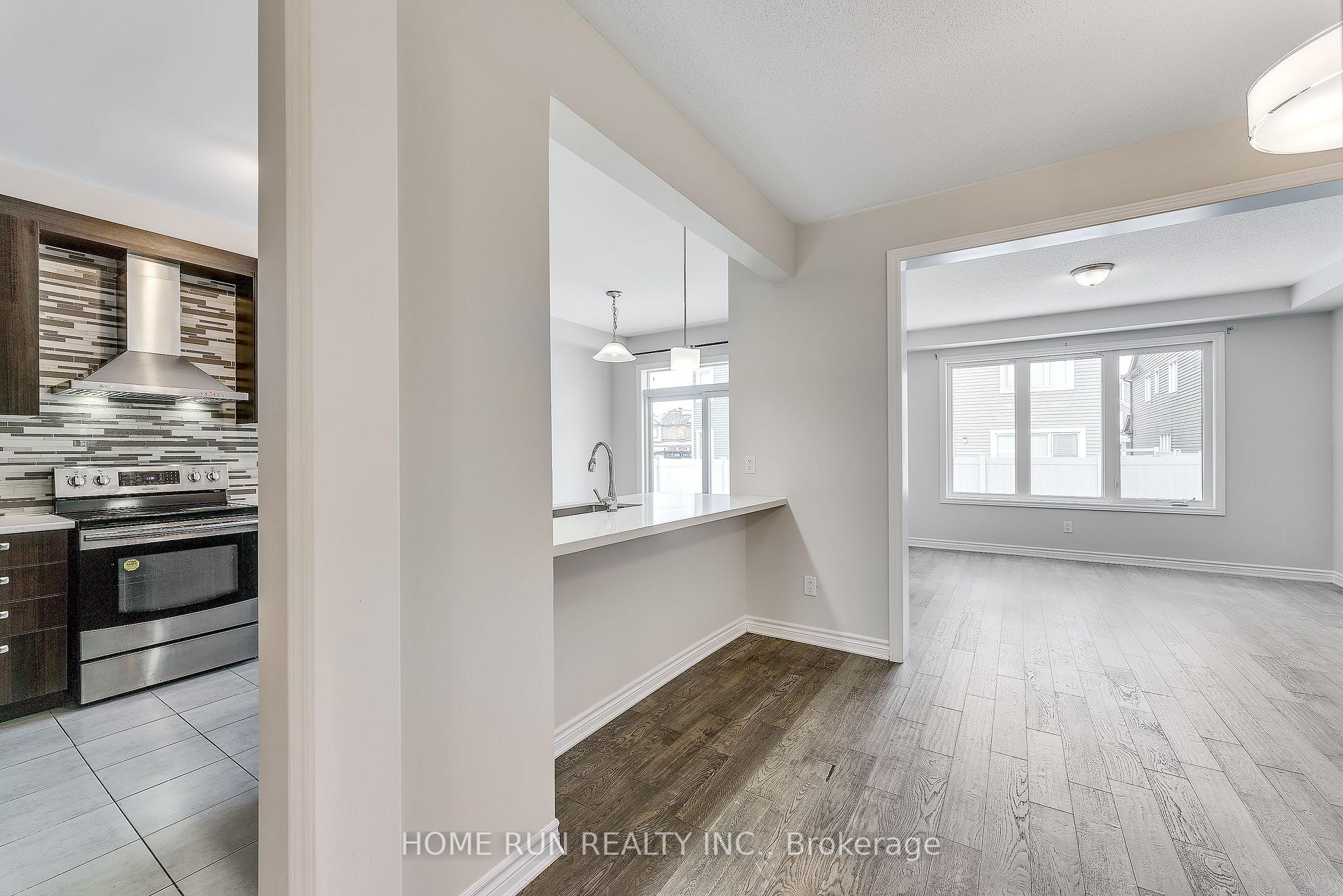 Photo 4 of 338 Sweetclover Way, Ottawa, Avalon West — HOMEH
