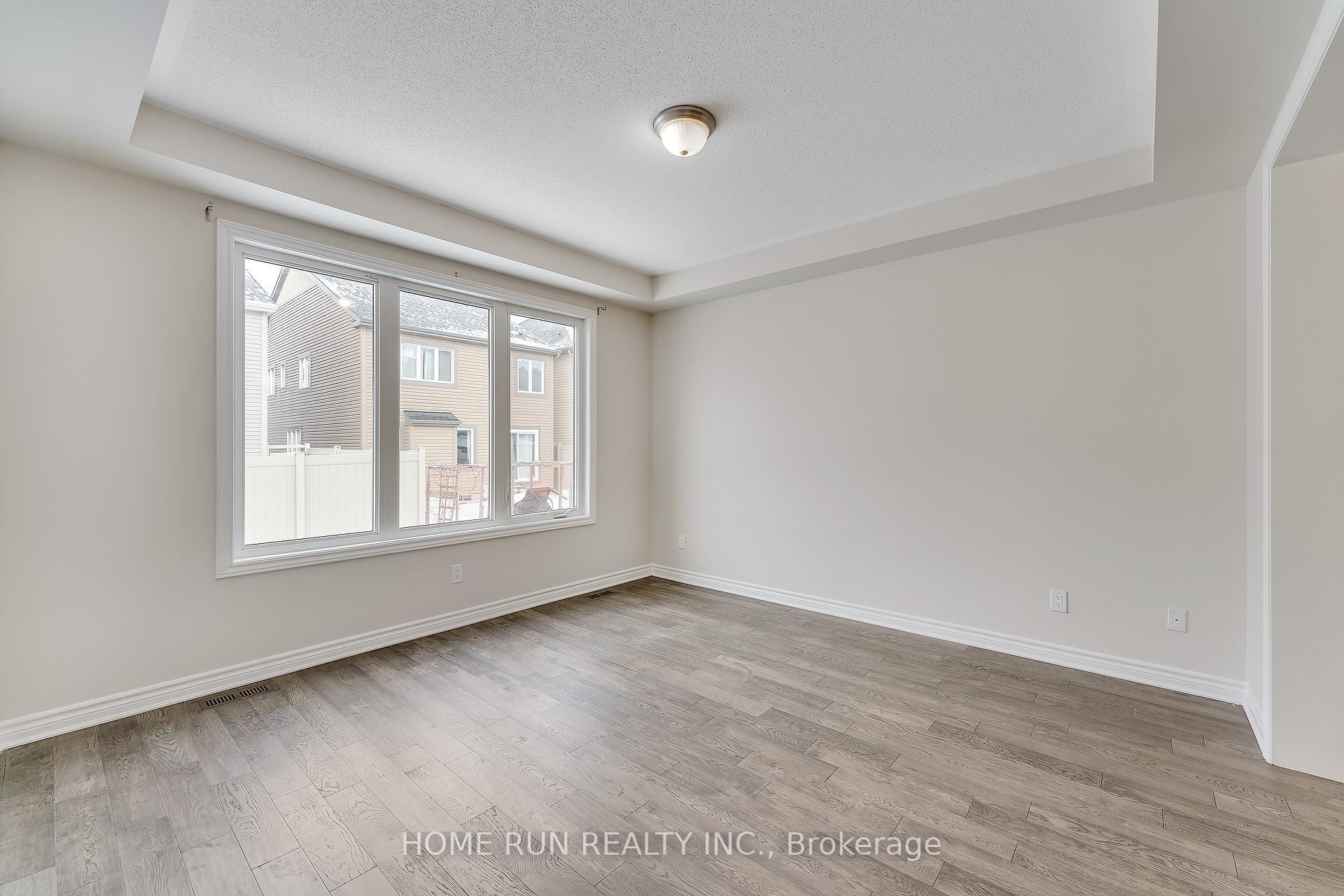 Photo 10 of 338 Sweetclover Way, Ottawa, Avalon West — HOMEH