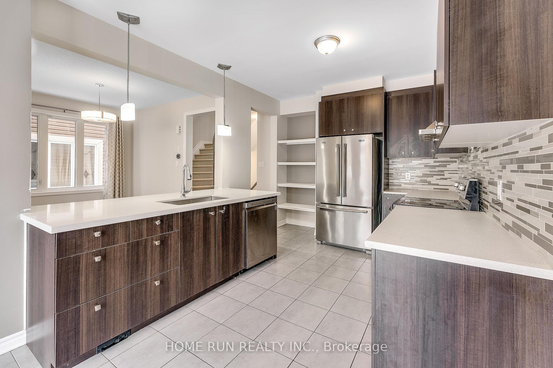 Photo 14 of 338 Sweetclover Way, Ottawa, Avalon West — HOMEH