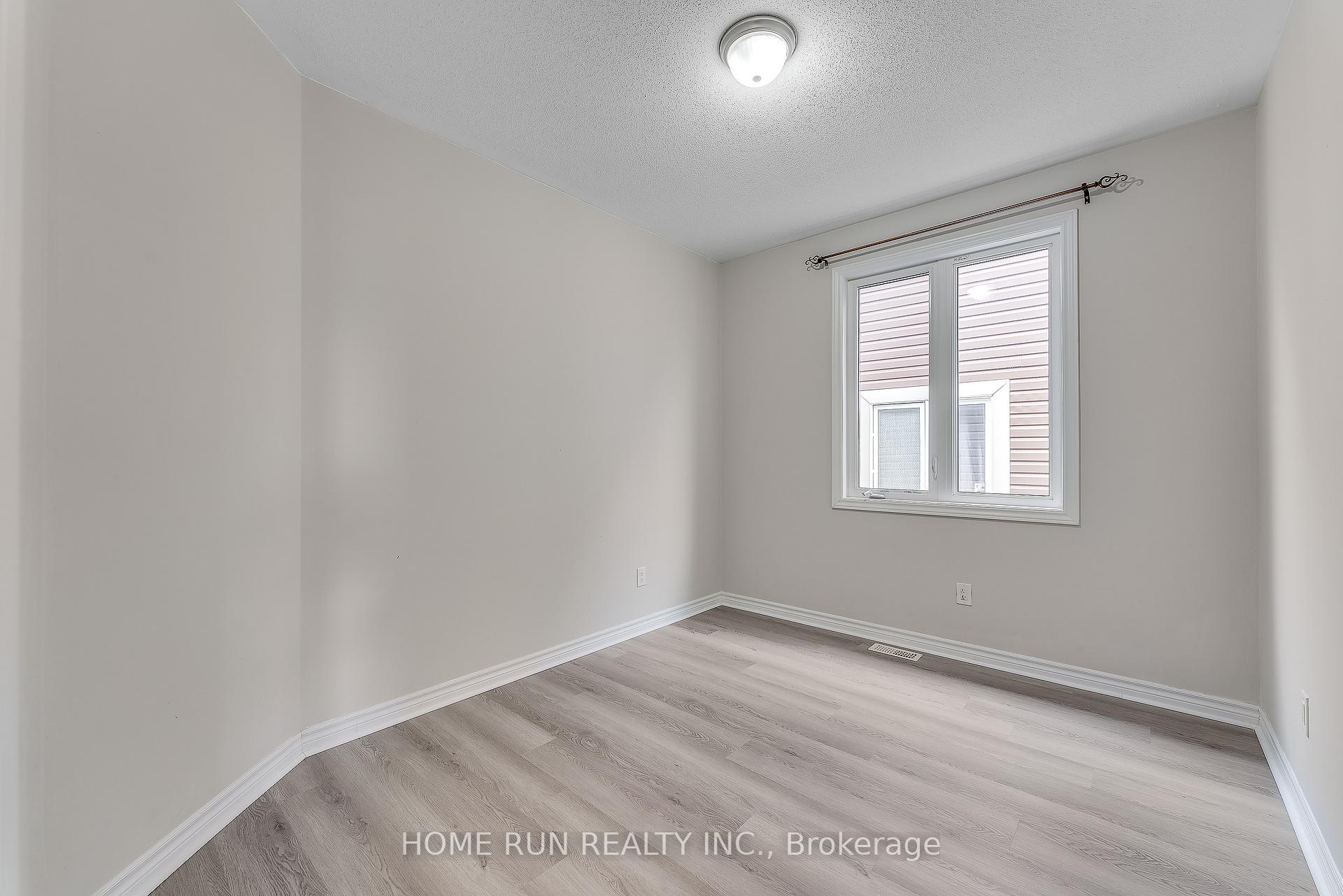 Photo 18 of 338 Sweetclover Way, Ottawa, Avalon West — HOMEH