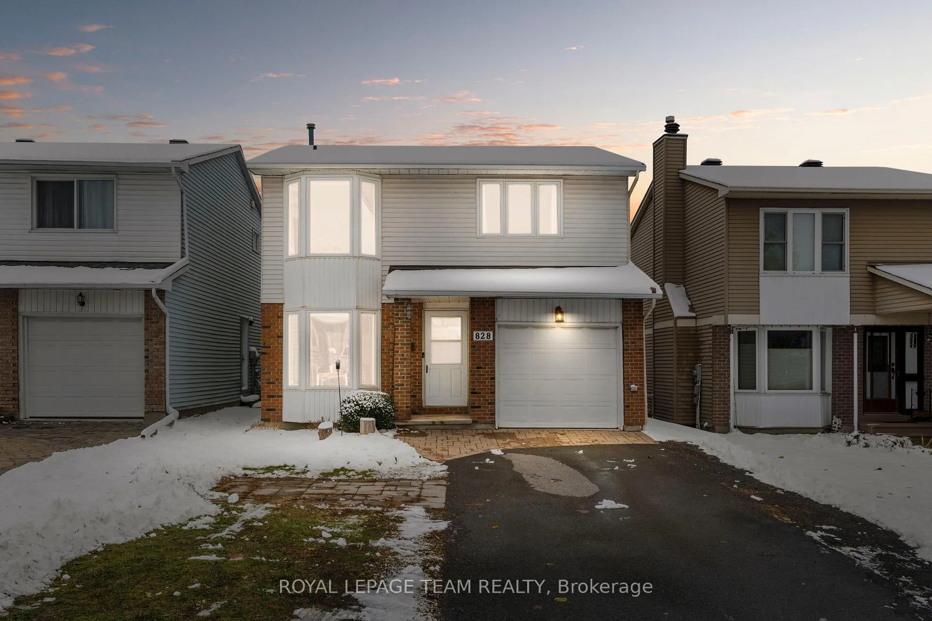 Photo 1 of 828 Kingfisher Crescent, Ottawa, Chatelaine Village — HOMEH