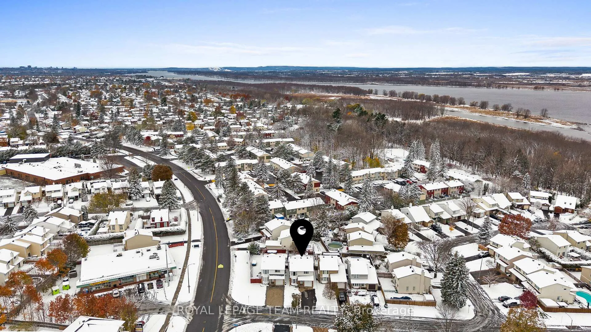 Photo 48 of 828 Kingfisher Crescent, Ottawa, Chatelaine Village — HOMEH