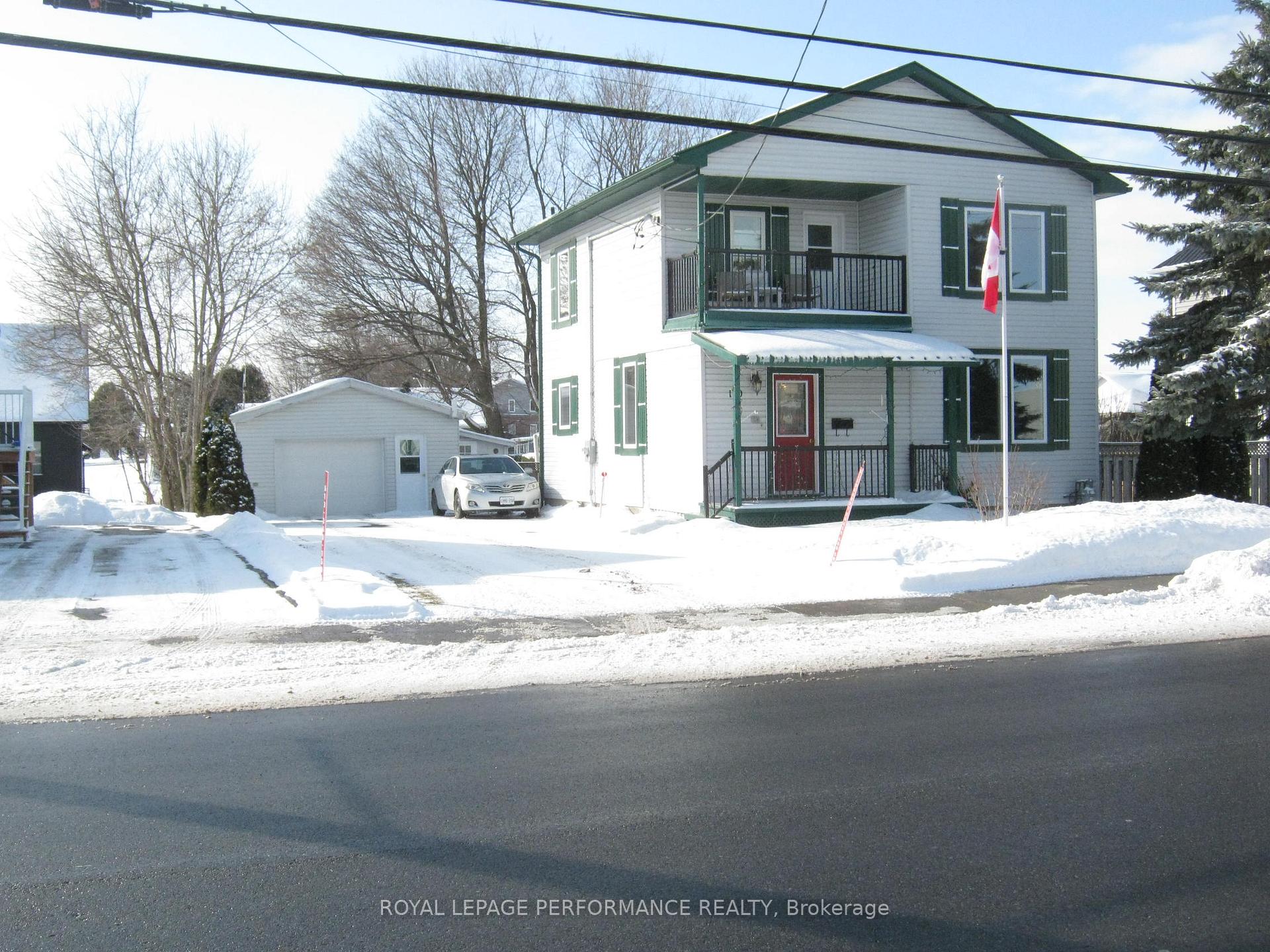 Photo 1 of 170 Bishop Street N, North Glengarry, Alexandria — HOMEH