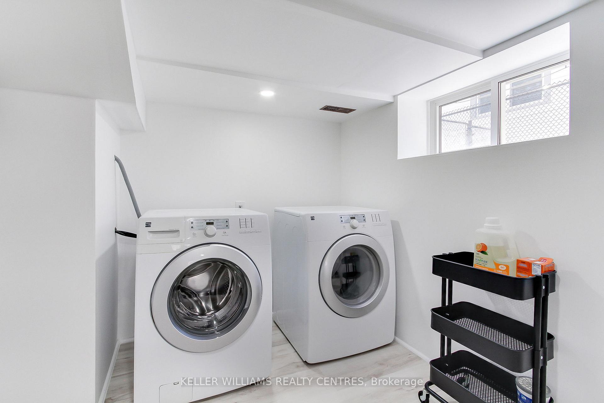 Photo 25 of 678 Crescent Road, Newmarket, Gorham-College Manor — HOMEH