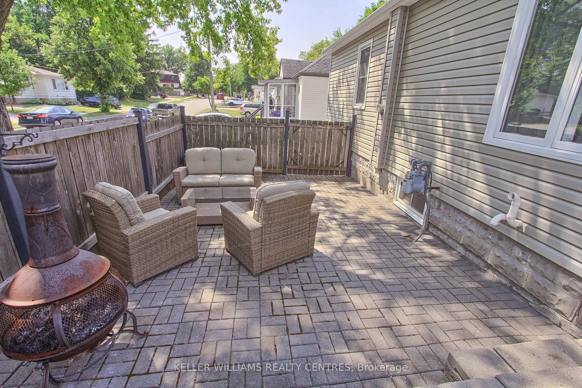 Photo 29 of 678 Crescent Road, Newmarket, Gorham-College Manor — HOMEH