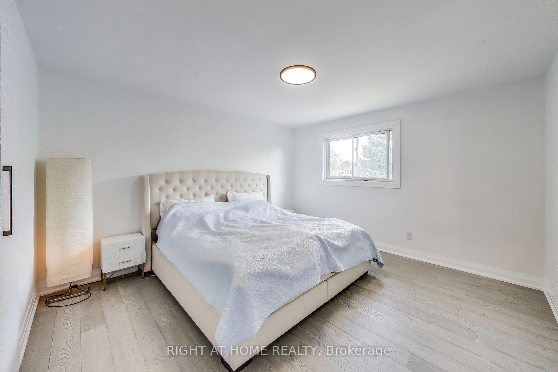 Photo 10 of 494 Meadows Boulevard, Mississauga, Rathwood — HOMEH