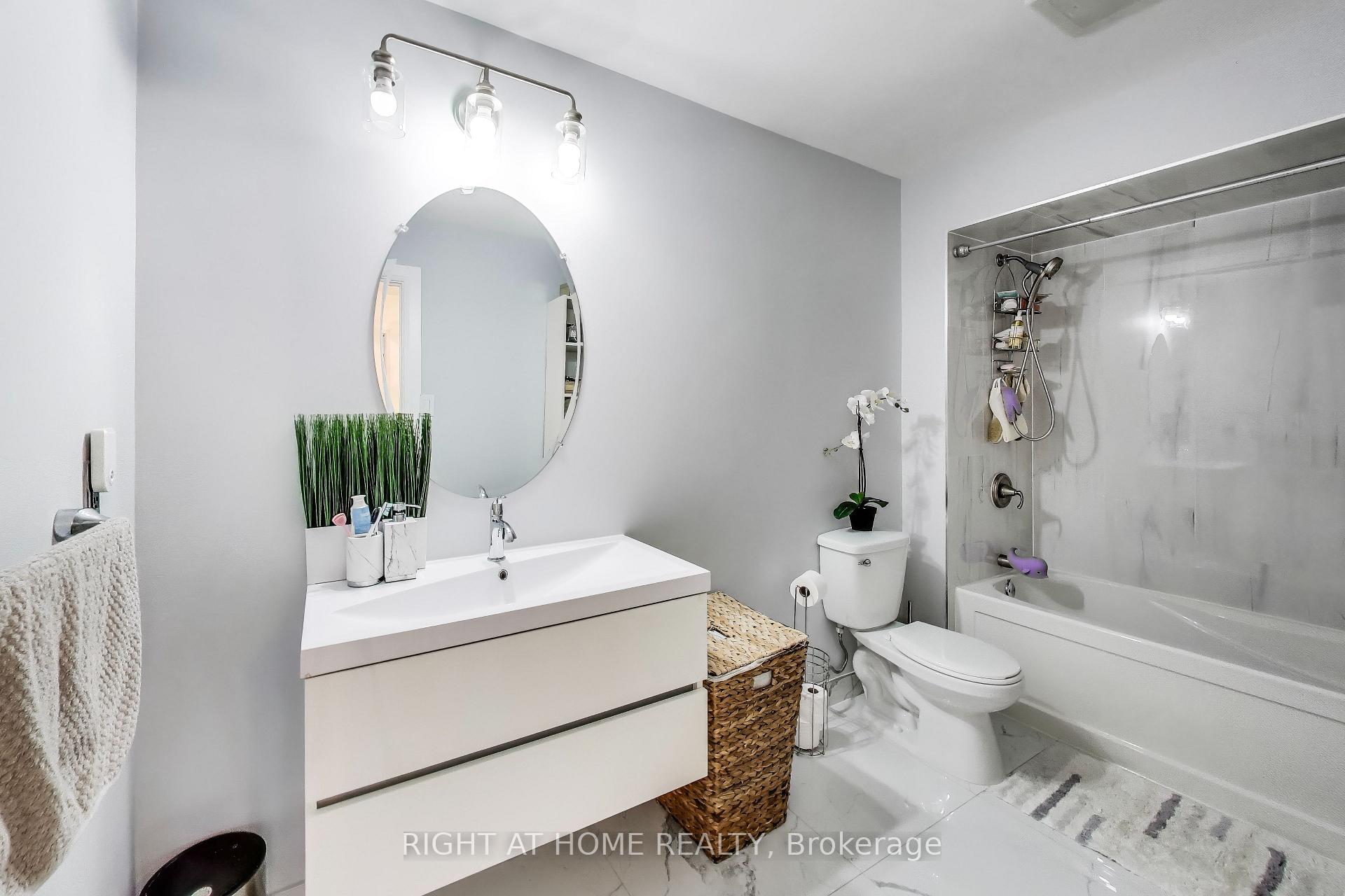 Photo 16 of 494 Meadows Boulevard, Mississauga, Rathwood — HOMEH