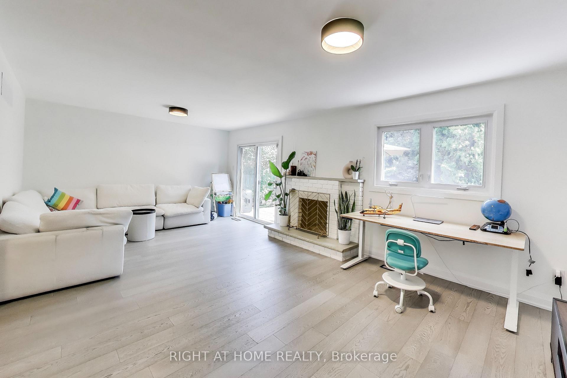 Photo 17 of 494 Meadows Boulevard, Mississauga, Rathwood — HOMEH