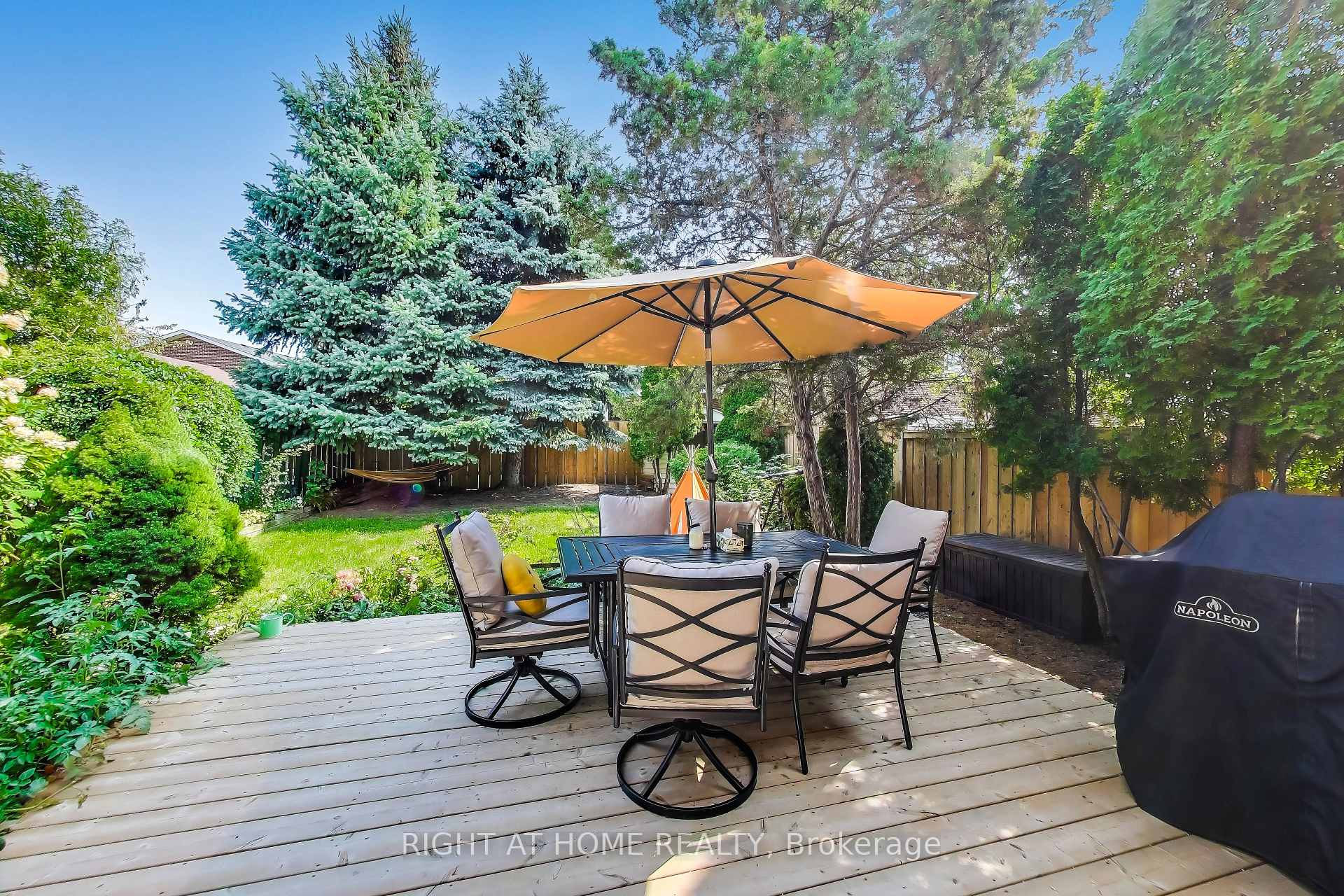 Photo 22 of 494 Meadows Boulevard, Mississauga, Rathwood — HOMEH