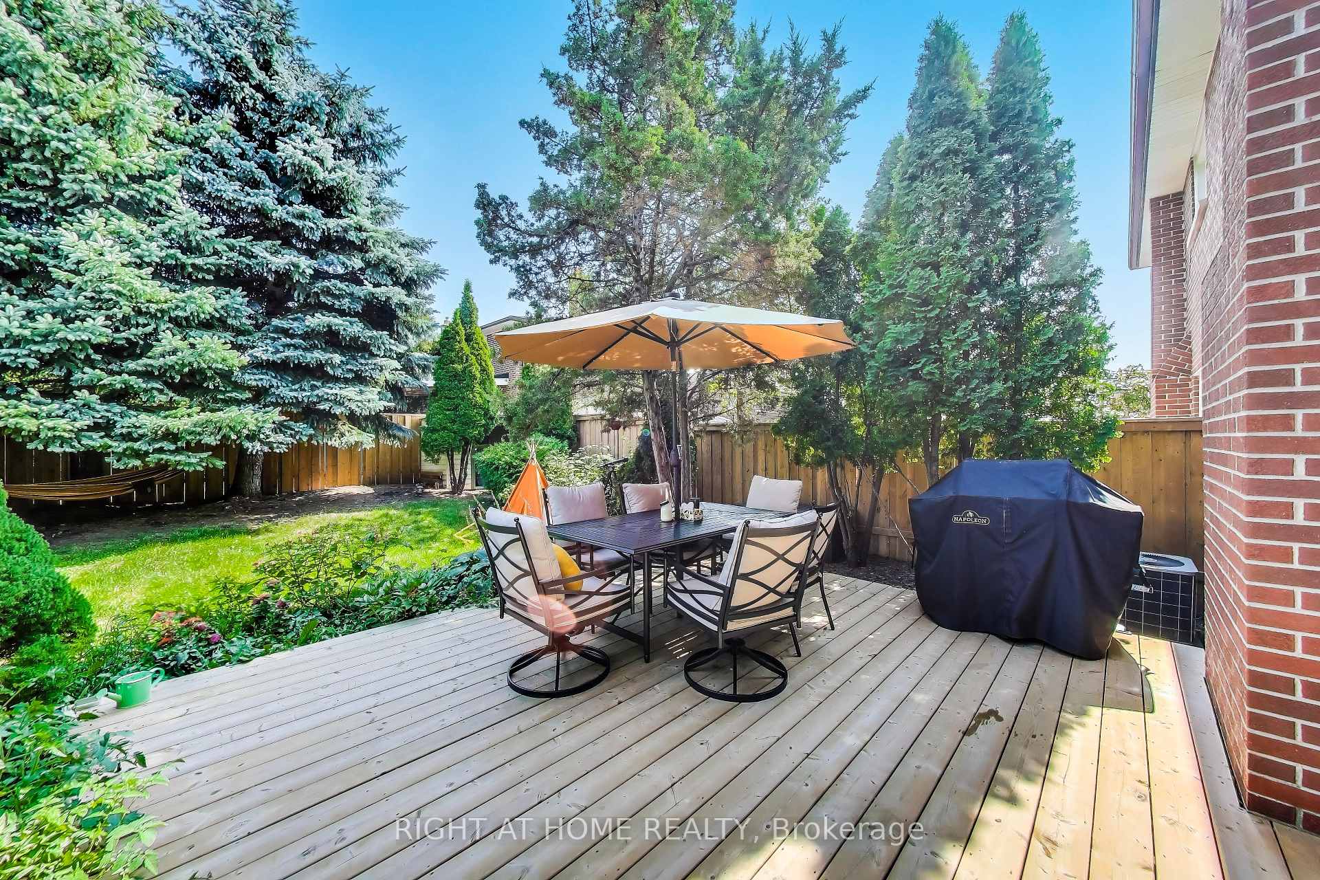 Photo 24 of 494 Meadows Boulevard, Mississauga, Rathwood — HOMEH