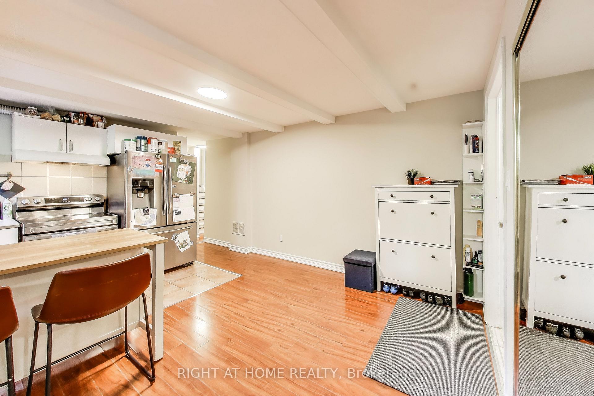 Photo 27 of 494 Meadows Boulevard, Mississauga, Rathwood — HOMEH