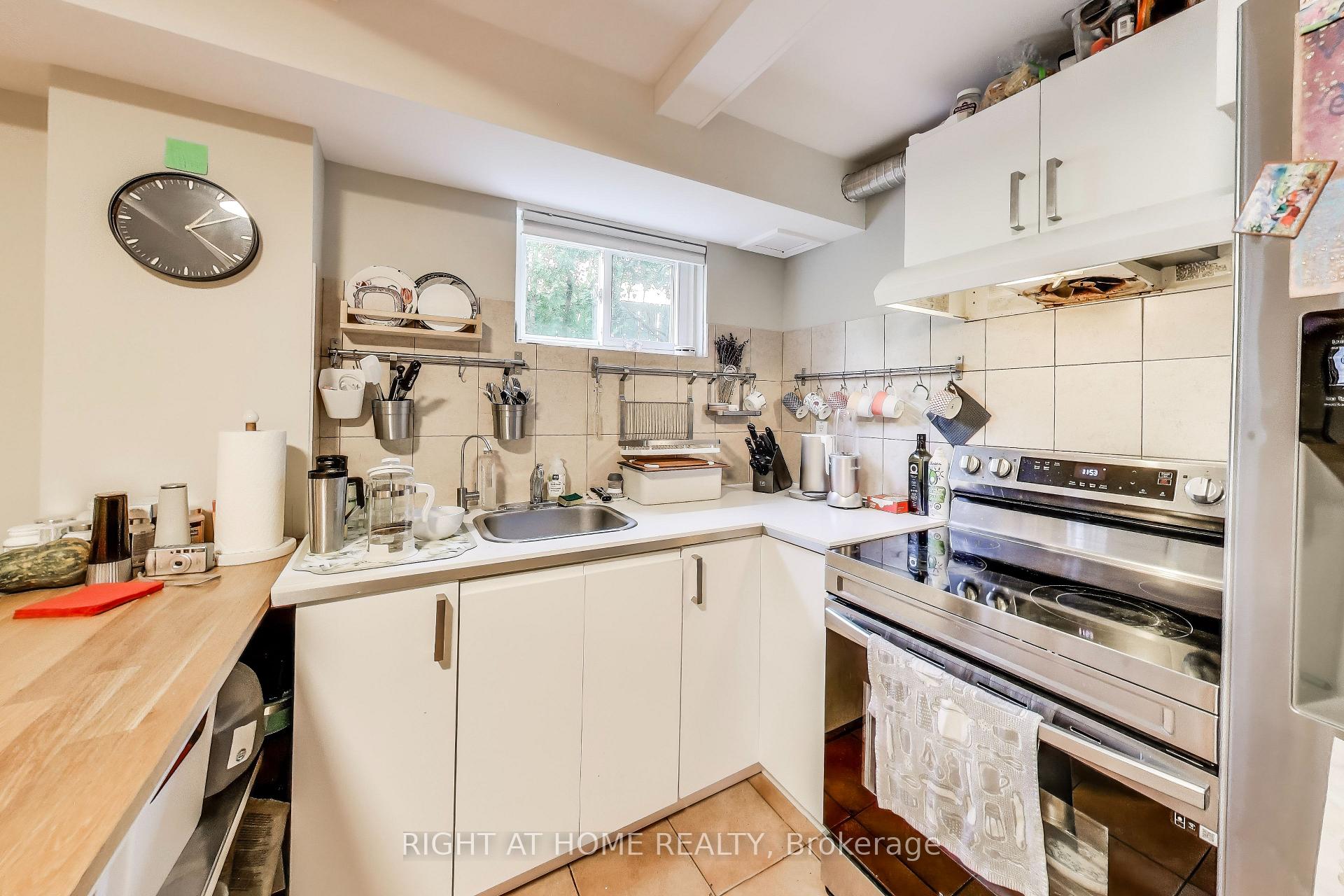 Photo 28 of 494 Meadows Boulevard, Mississauga, Rathwood — HOMEH
