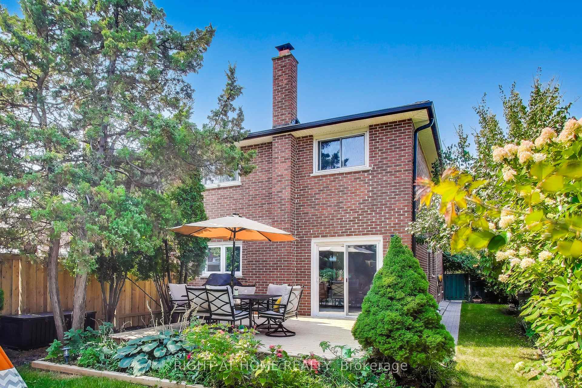 Photo 32 of 494 Meadows Boulevard, Mississauga, Rathwood — HOMEH