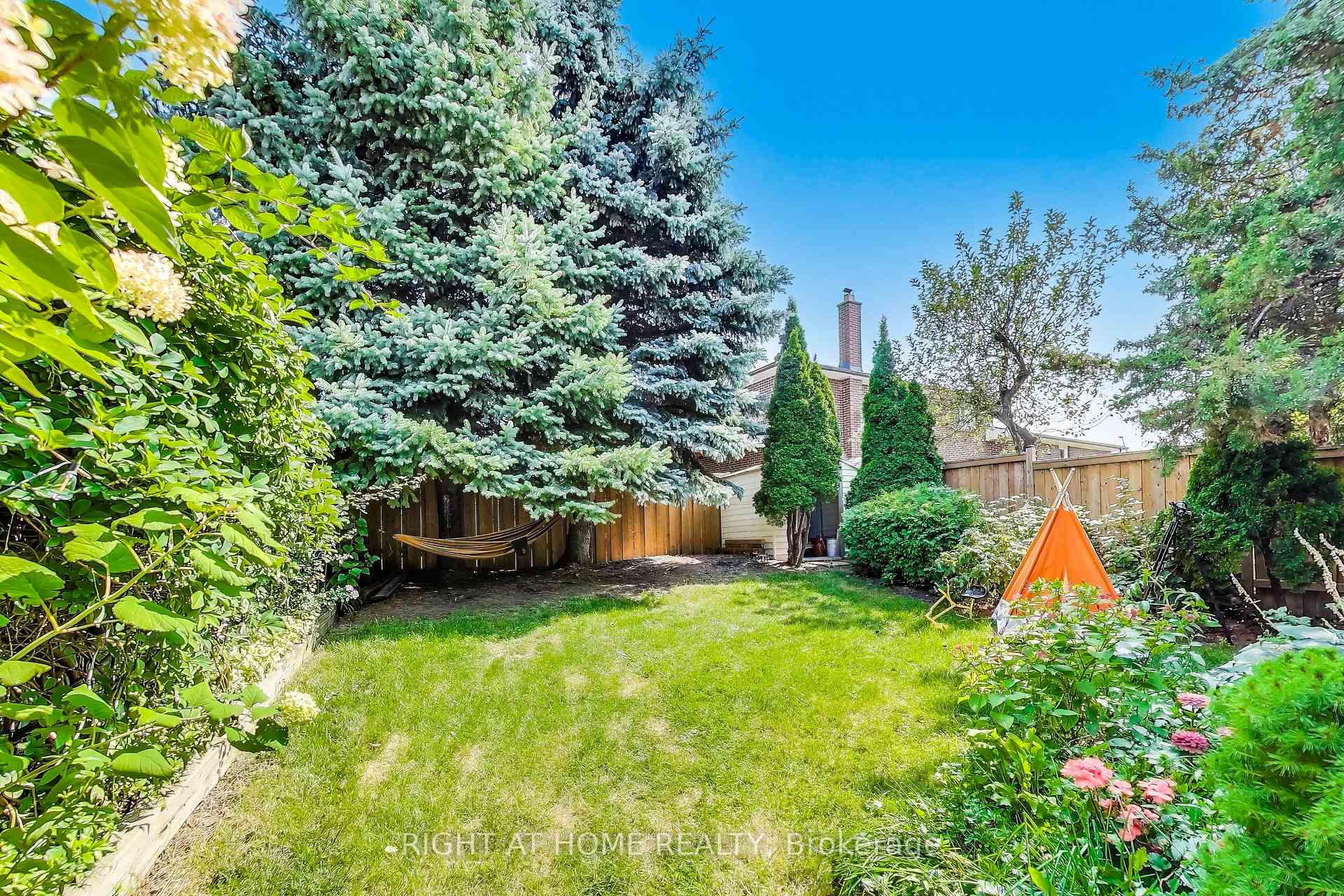 Photo 33 of 494 Meadows Boulevard, Mississauga, Rathwood — HOMEH