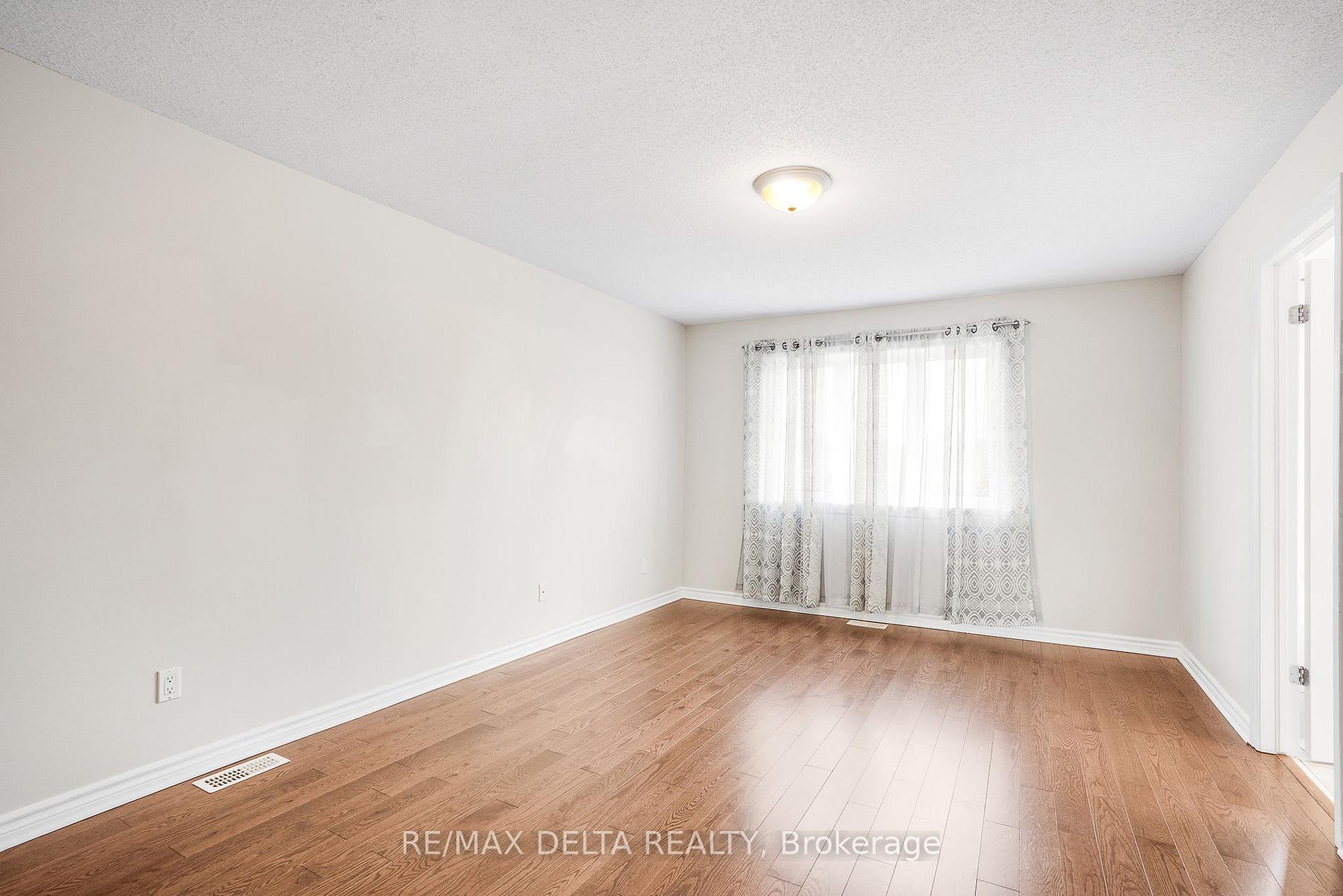 Photo 19 of 1429 Comfrey Crescent, Ottawa, Notting Hill/Summerside — HOMEH