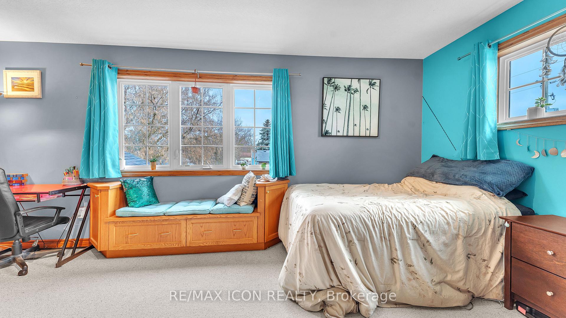 Photo 12 of 145 West Park Drive, North Middlesex, Parkhill — HOMEH