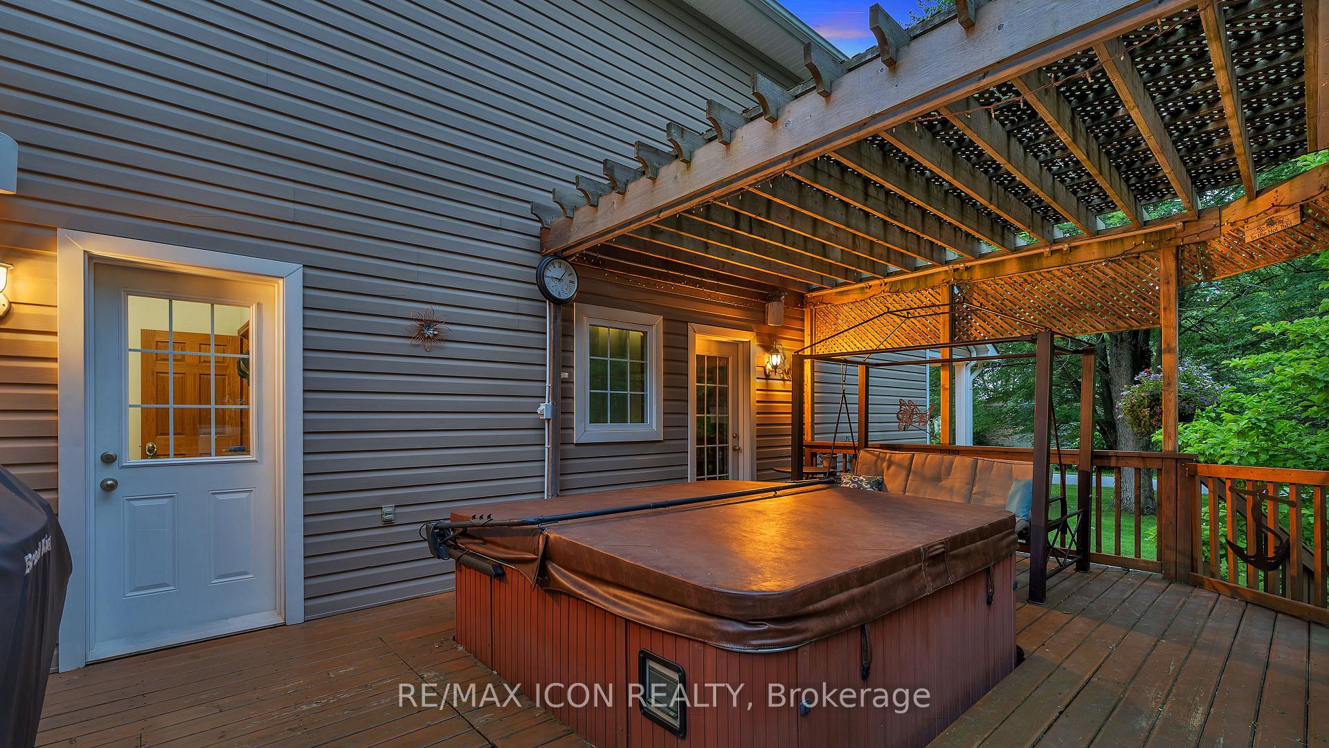 Photo 19 of 145 West Park Drive, North Middlesex, Parkhill — HOMEH