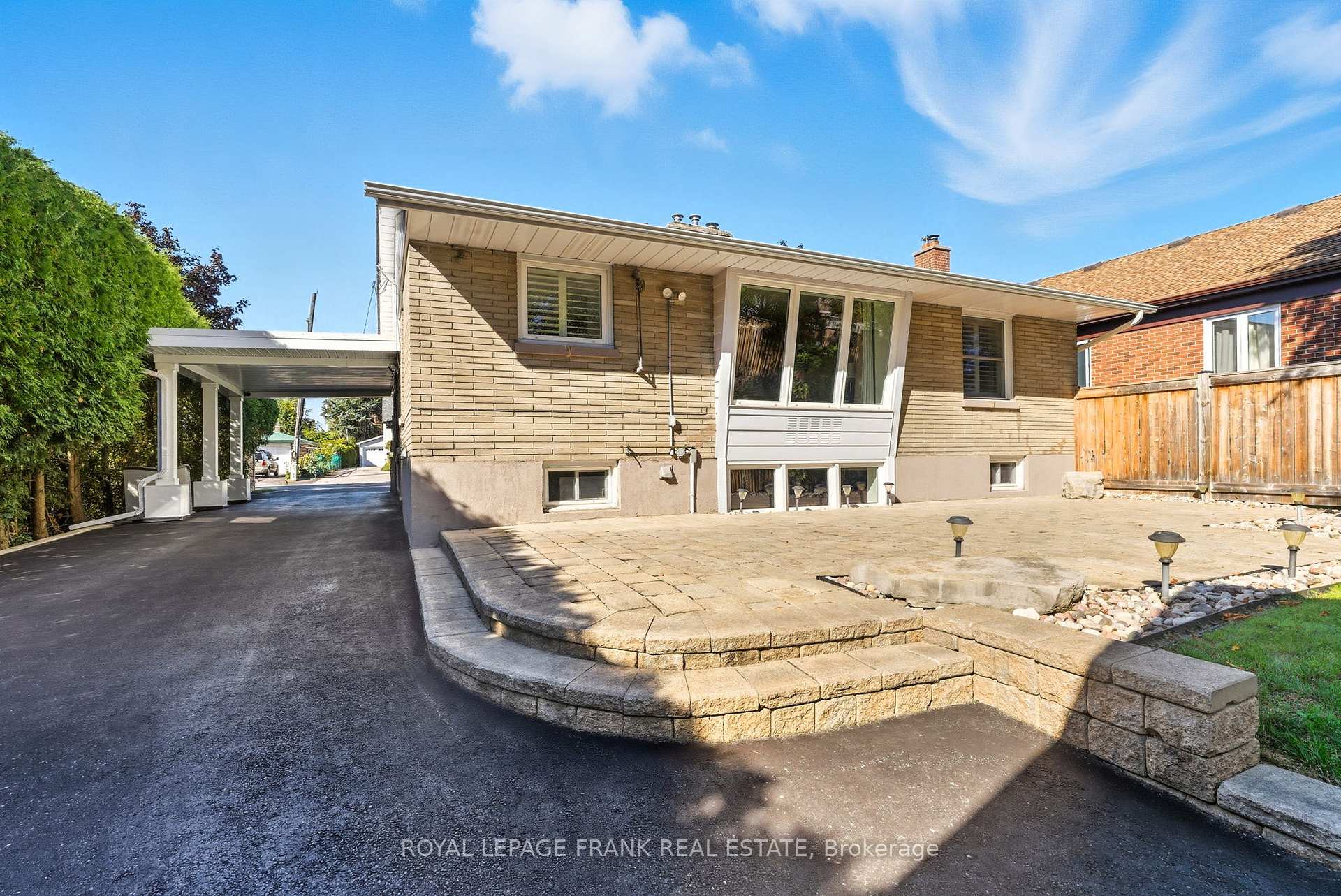 Photo 39 of 131 Jones Avenue, Oshawa, Centennial — HOMEH