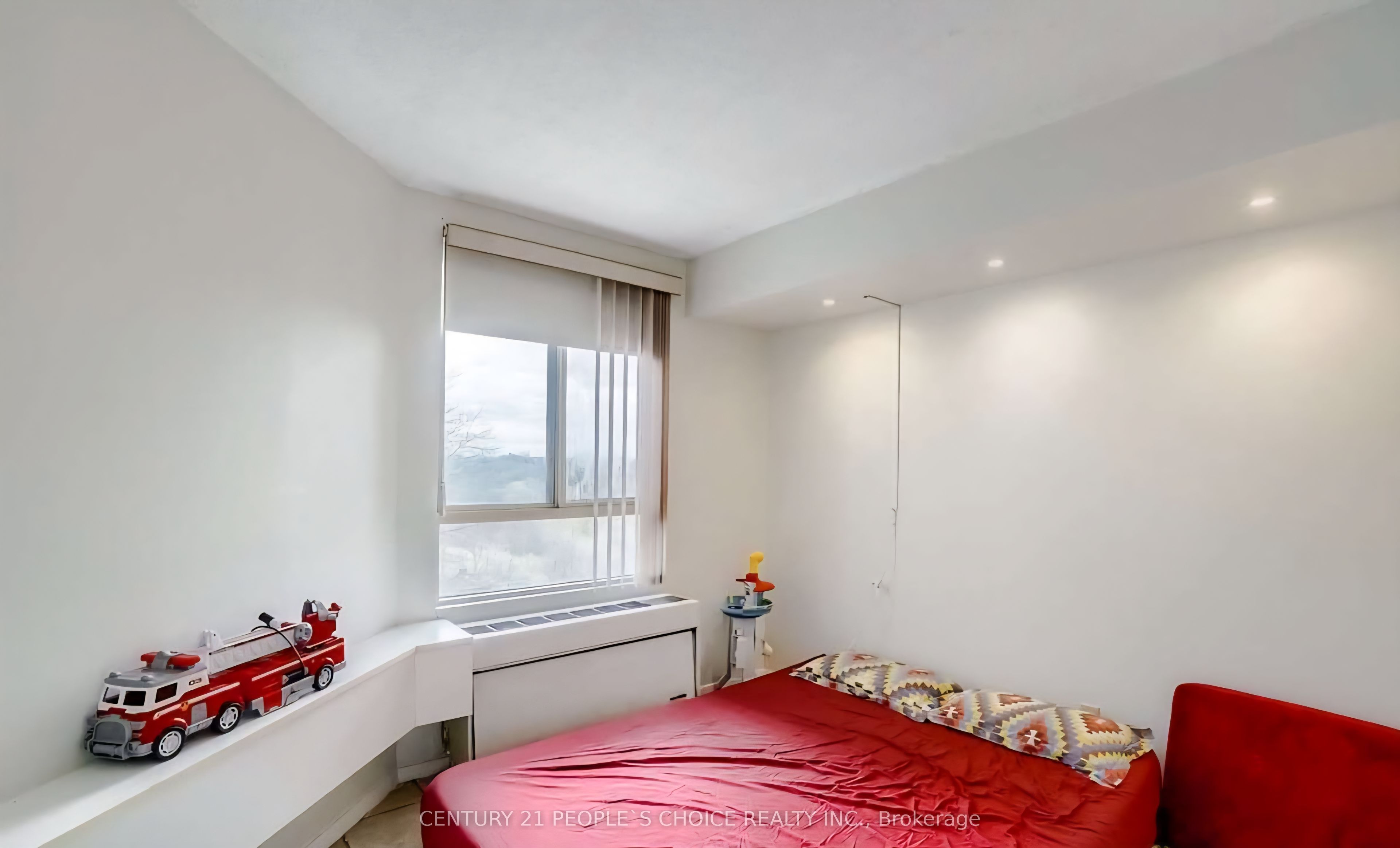 Photo 15 of Unit 411, 41 Markbrook Lane, Etobicoke, Mount Olive-Silverstone-Jamestown — HOMEH