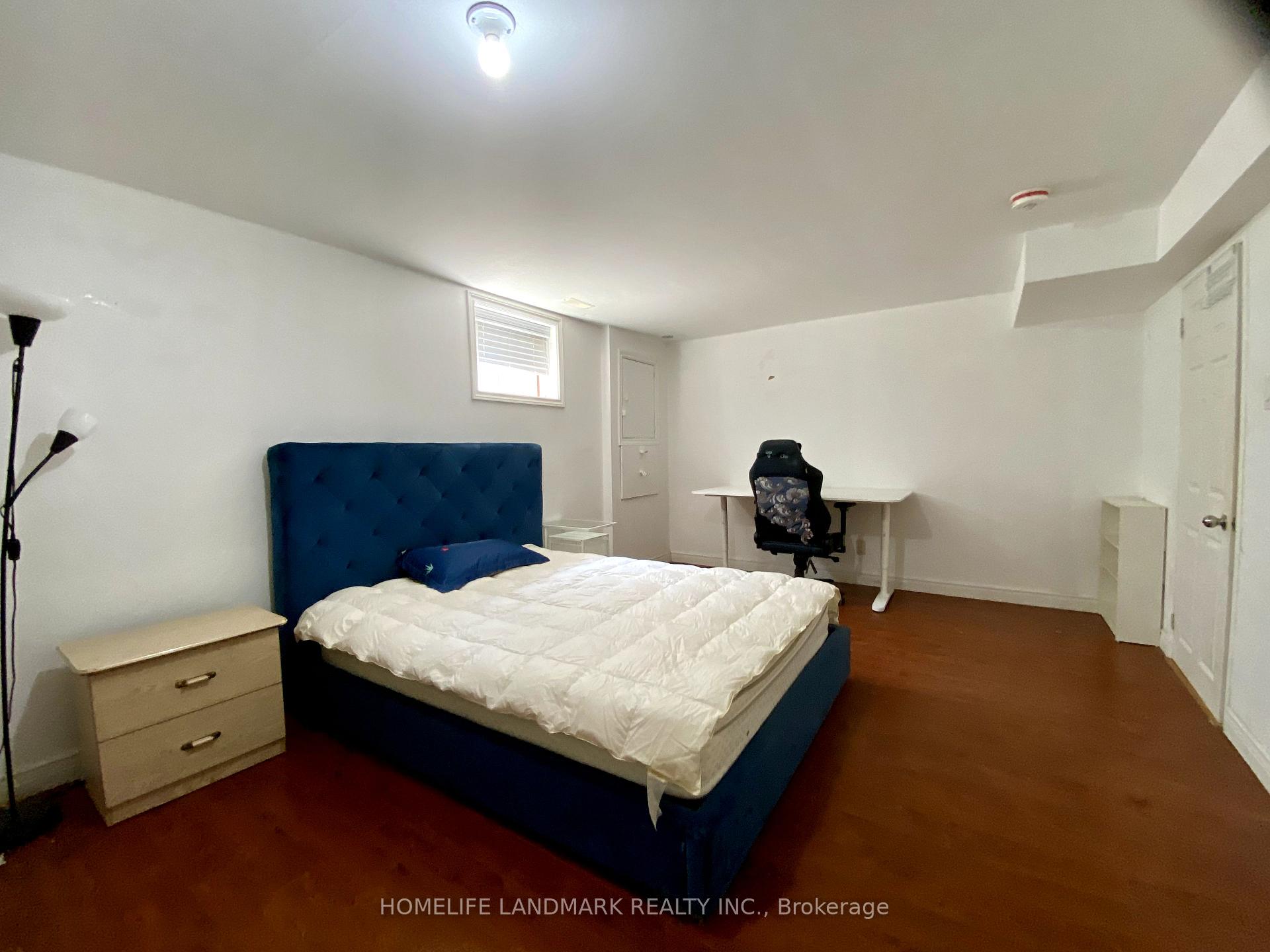 Photo 8 of Unit Room D Basement, 3371 Cider Mill Place, Mississauga, Erin Mills — HOMEH