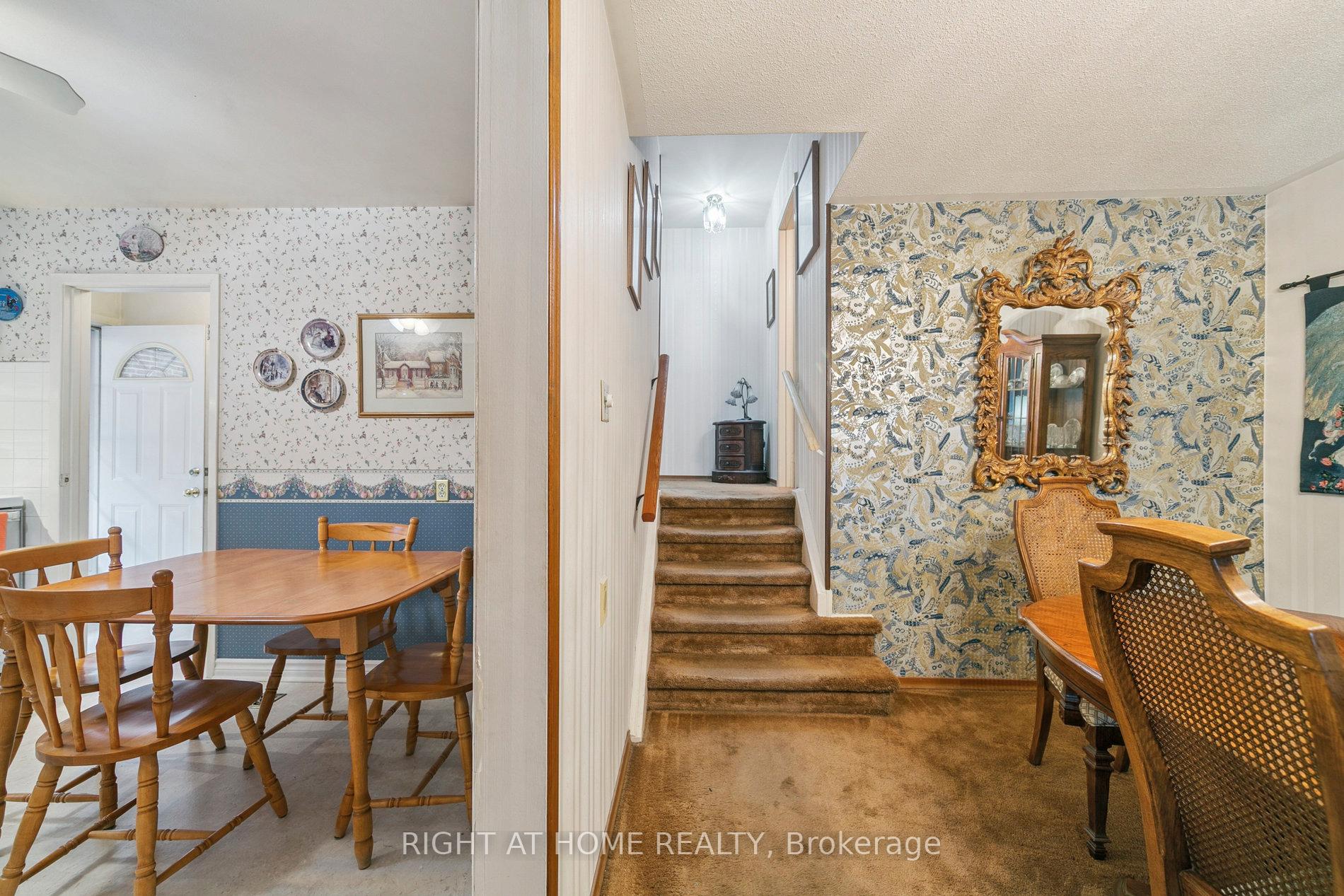 Photo 10 of 932 Flagship Drive, Mississauga, Applewood — HOMEH
