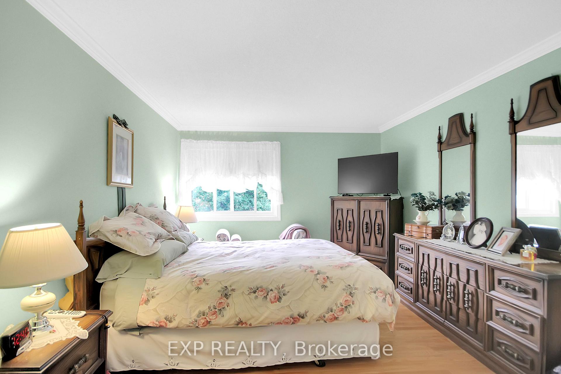 Photo 12 of 2104 Gardenway Drive, Ottawa, Fallingbrook/Gardenway South — HOMEH