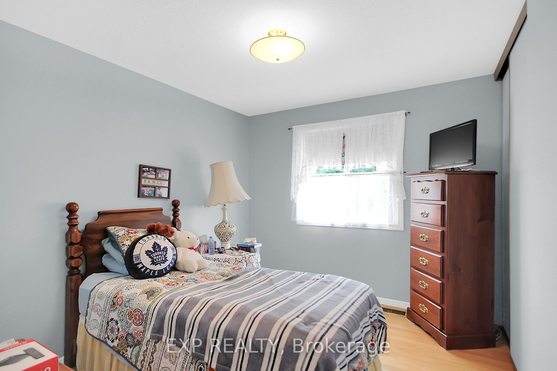 Photo 14 of 2104 Gardenway Drive, Ottawa, Fallingbrook/Gardenway South — HOMEH