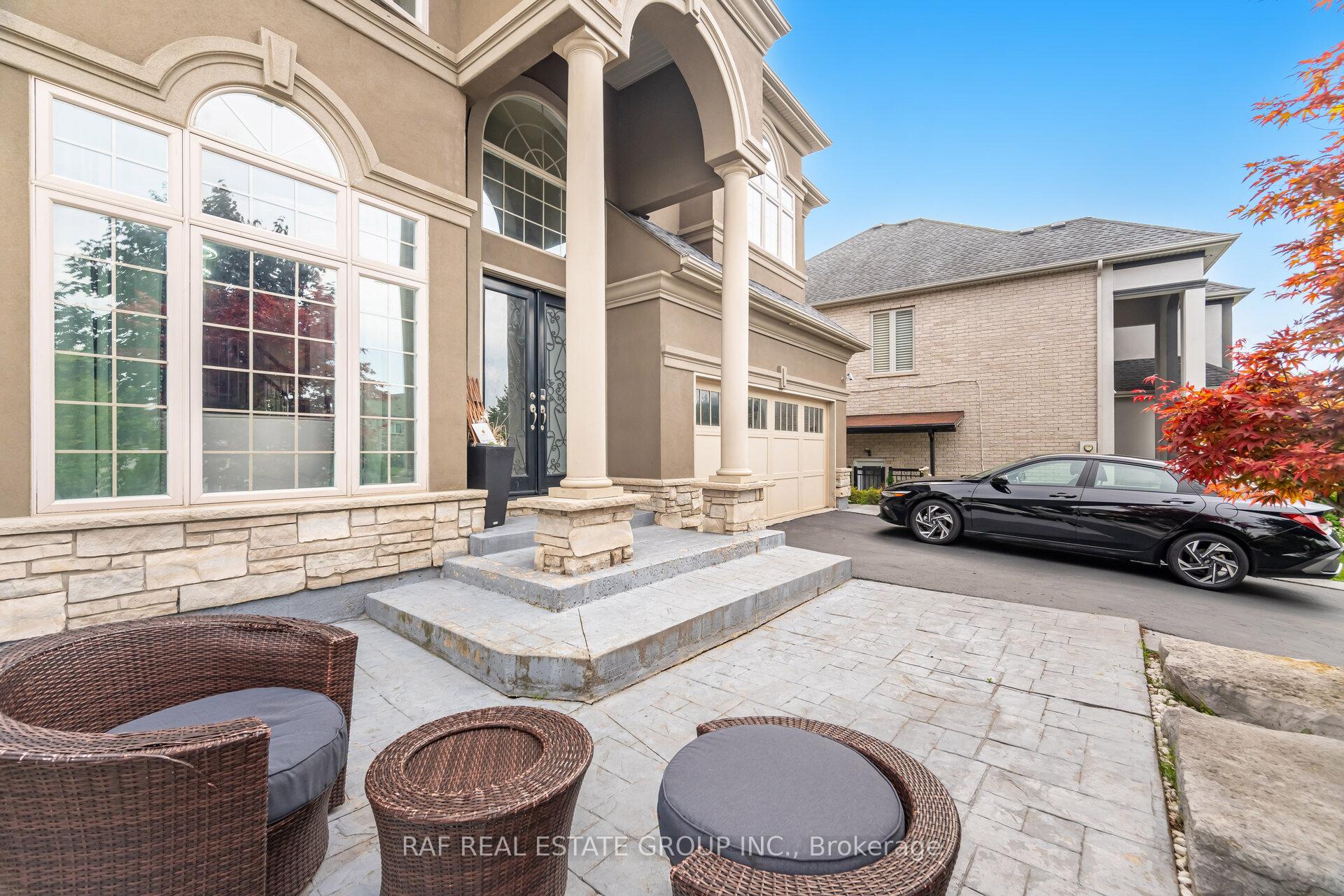 Photo 5 of 7798 Spring Blossom Drive, Niagara Falls, Ascot — HOMEH