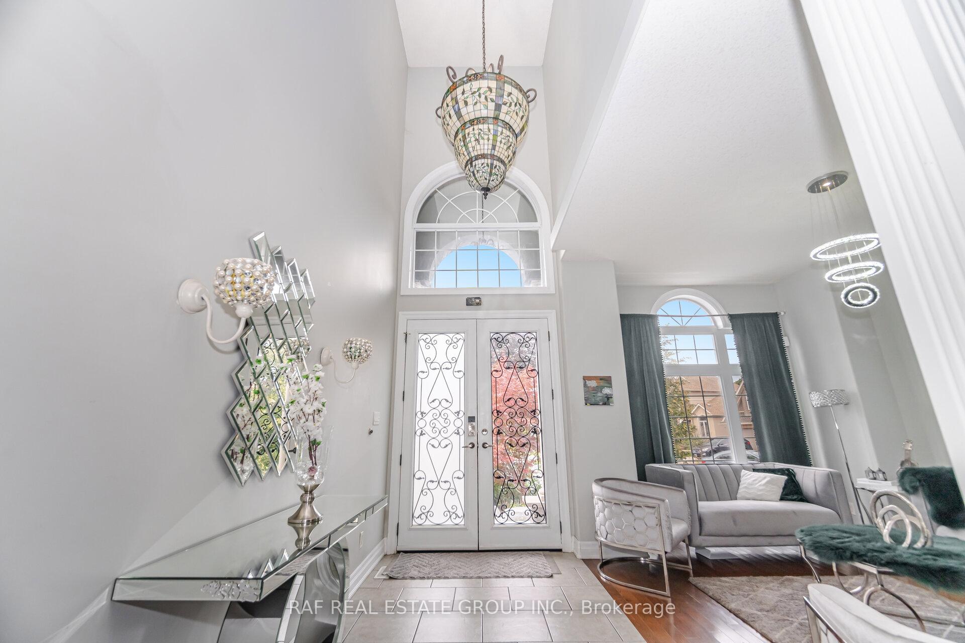 Photo 7 of 7798 Spring Blossom Drive, Niagara Falls, Ascot — HOMEH