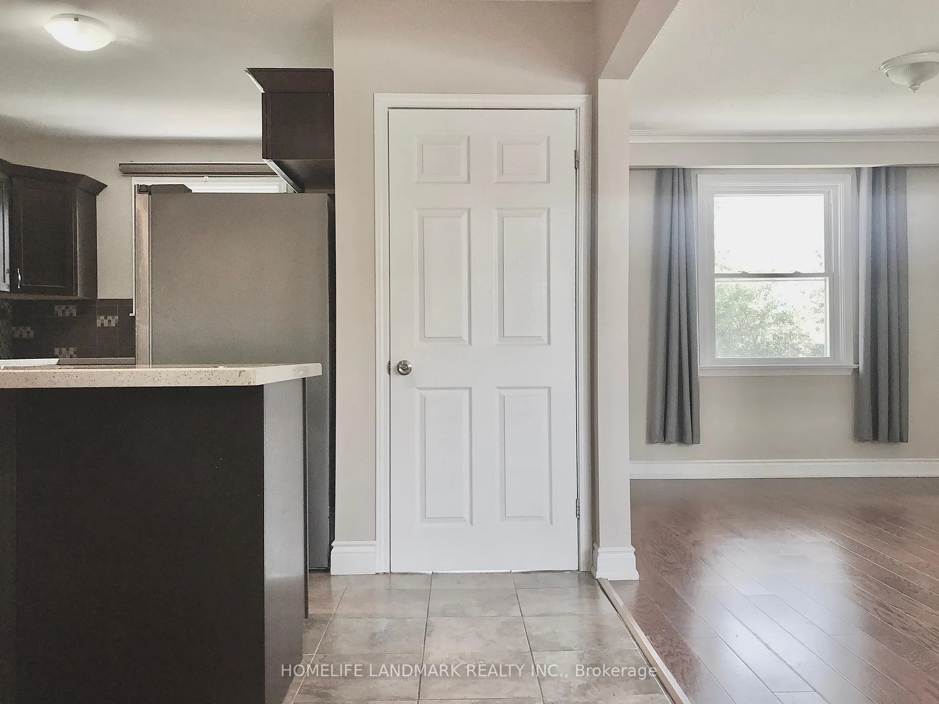 Photo 5 of Unit Main, 529 Third Line, Oakville, West — HOMEH