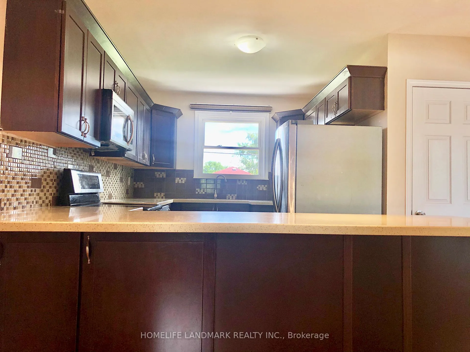 Photo 6 of Unit Main, 529 Third Line, Oakville, West — HOMEH