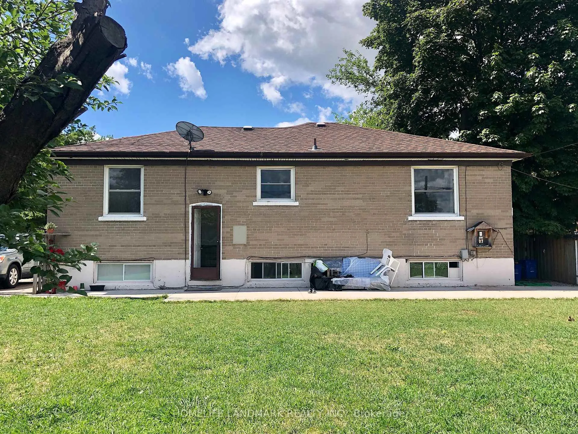 Photo 12 of Unit Main, 529 Third Line, Oakville, West — HOMEH