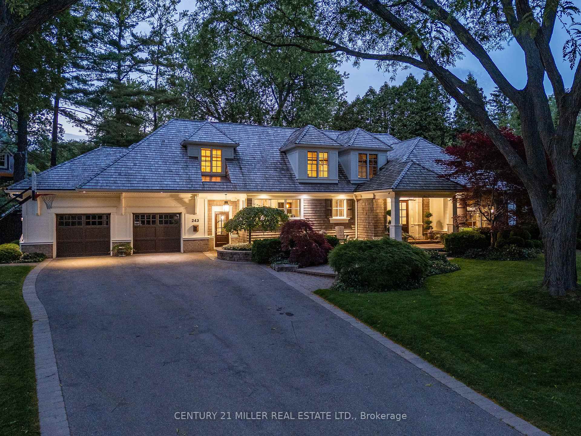 Photo 2 of 243 Alscot Crescent, Oakville, Morrison — HOMEH