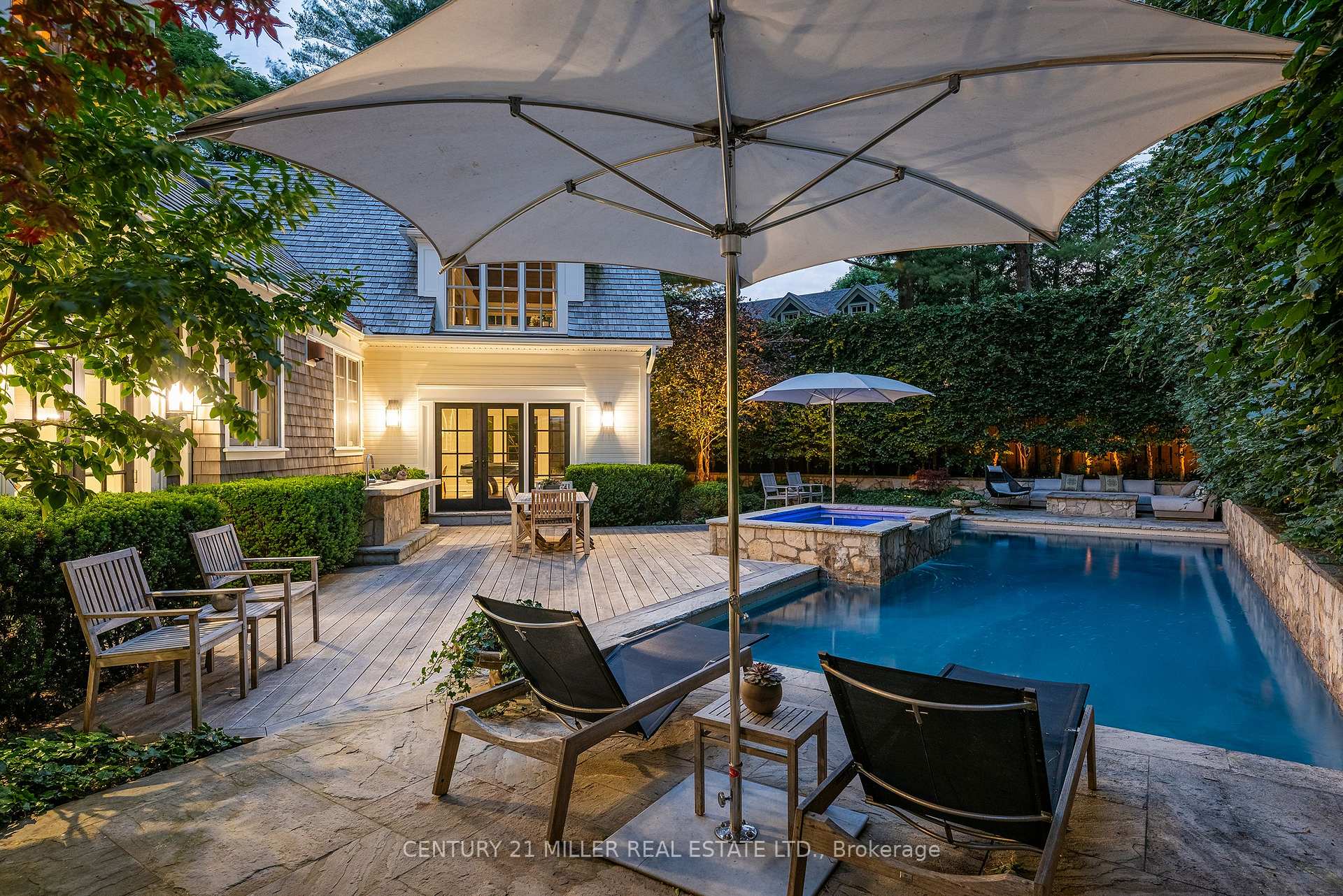 Photo 8 of 243 Alscot Crescent, Oakville, Morrison — HOMEH