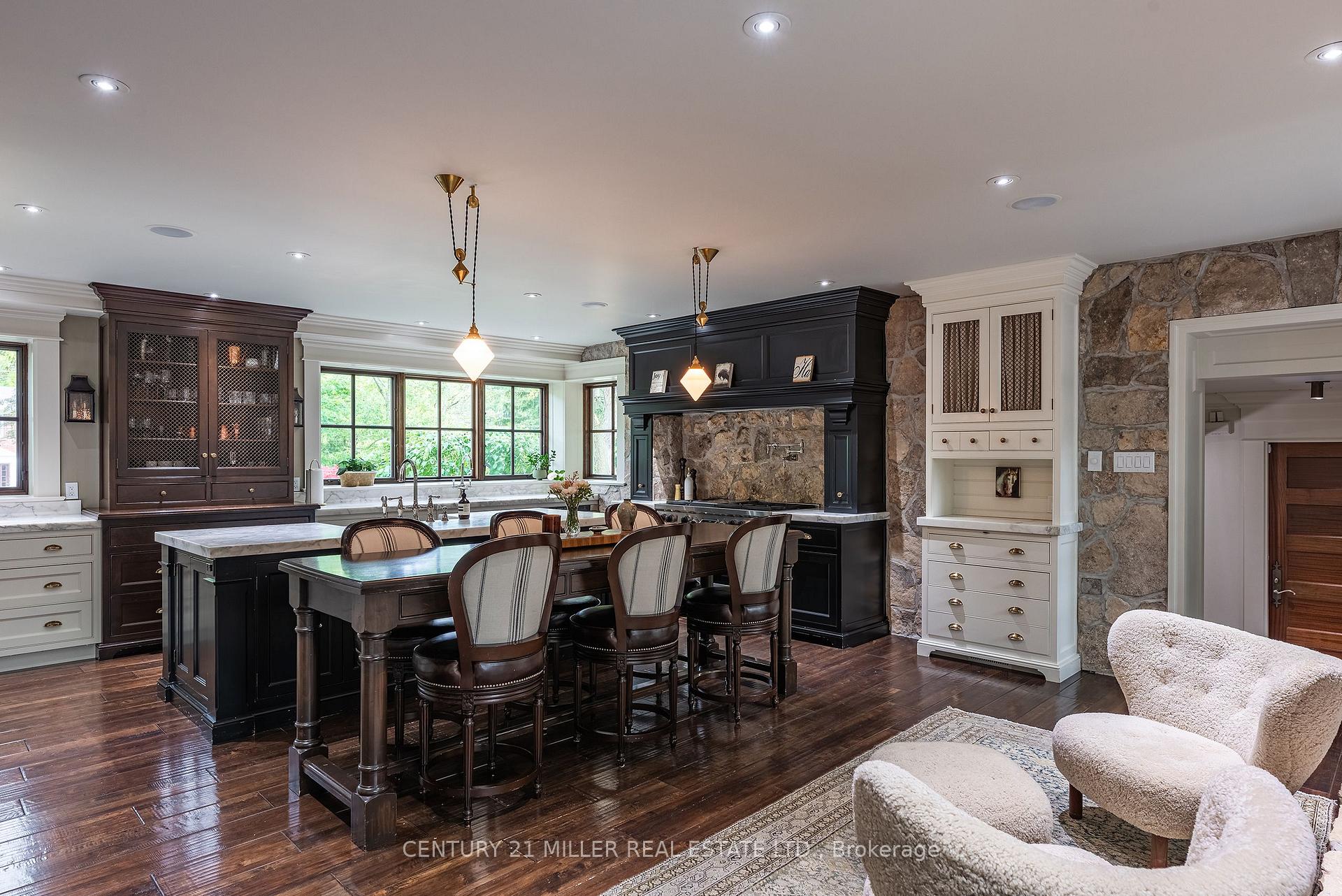 Photo 20 of 243 Alscot Crescent, Oakville, Morrison — HOMEH