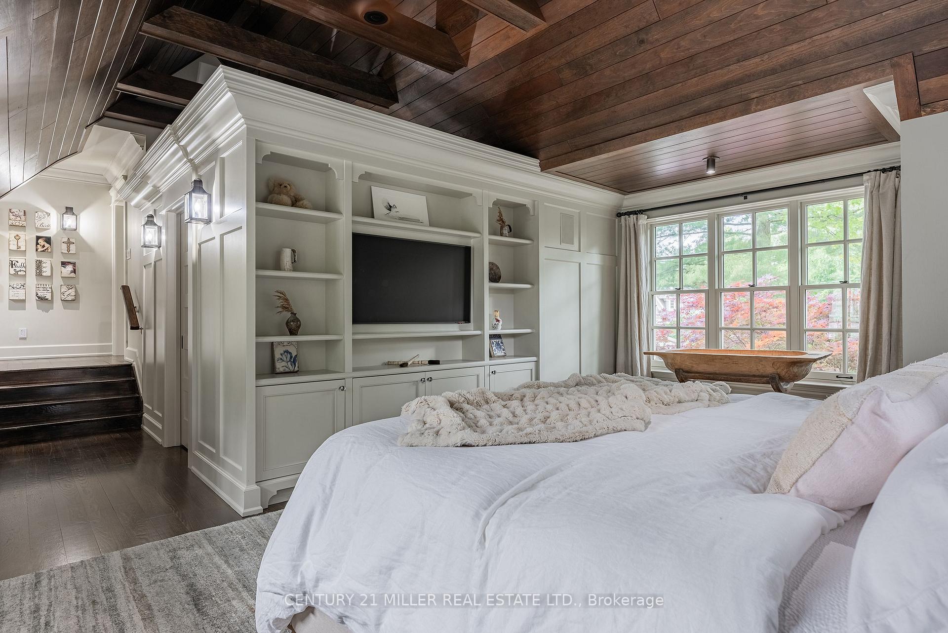 Photo 31 of 243 Alscot Crescent, Oakville, Morrison — HOMEH