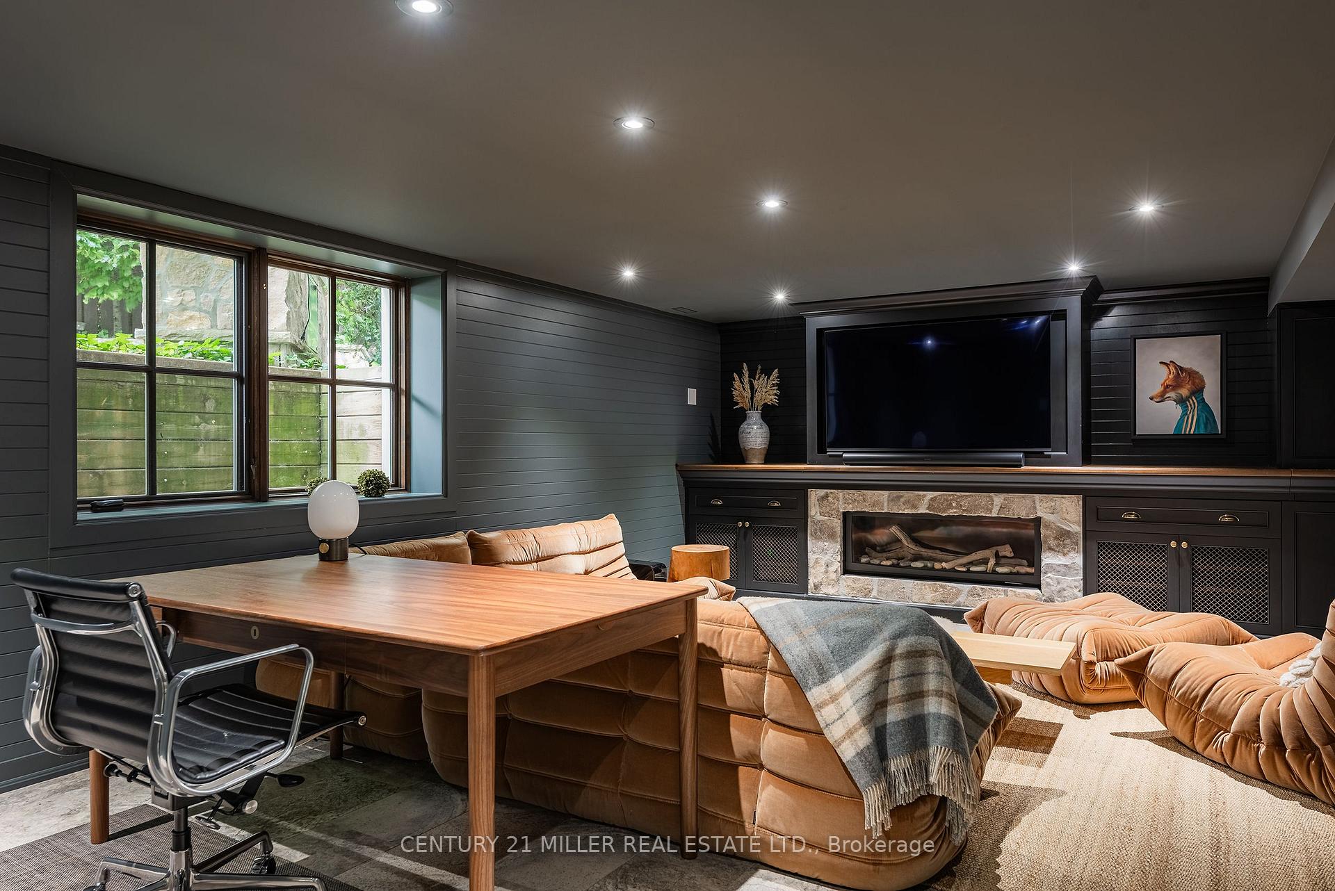 Photo 42 of 243 Alscot Crescent, Oakville, Morrison — HOMEH