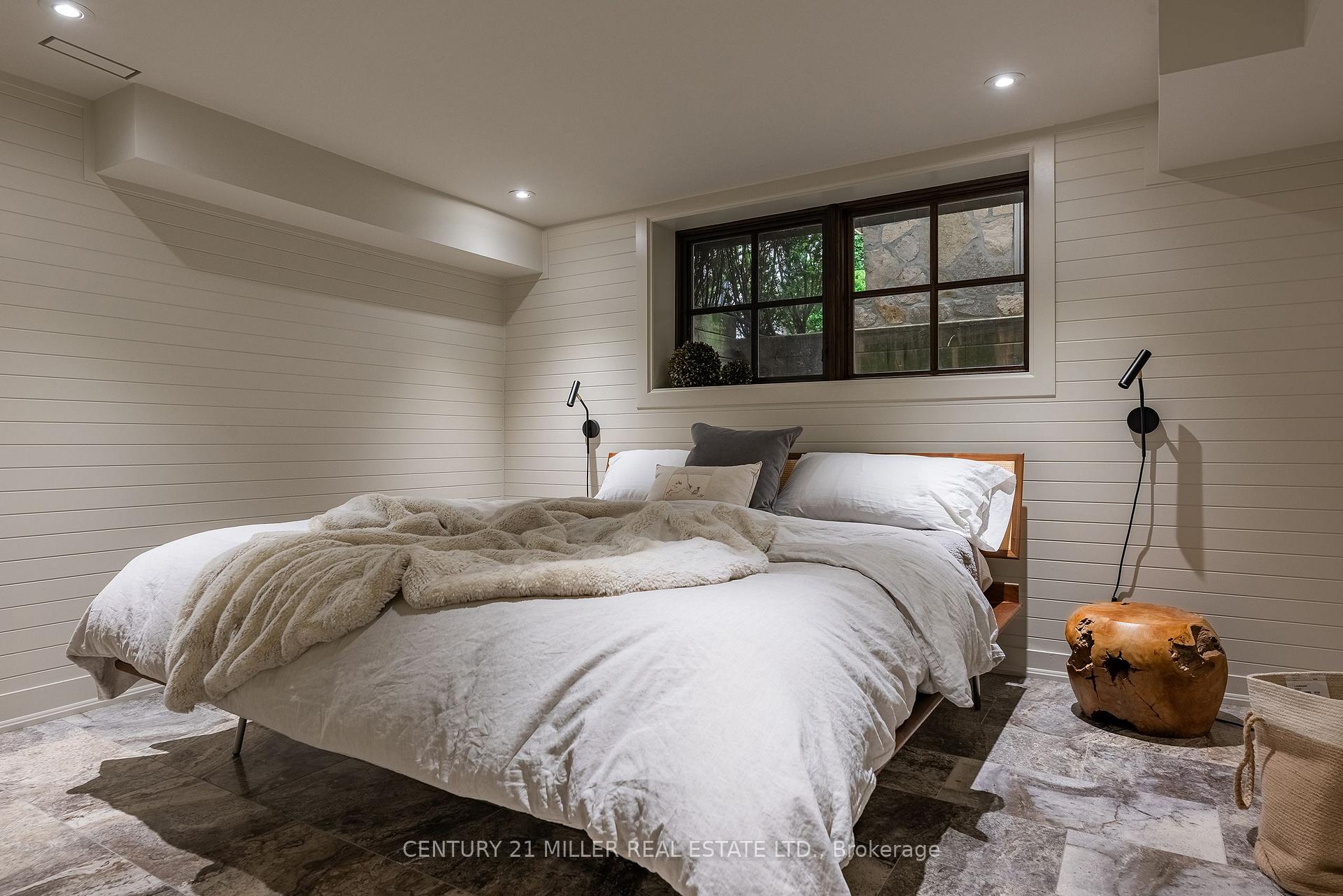Photo 44 of 243 Alscot Crescent, Oakville, Morrison — HOMEH