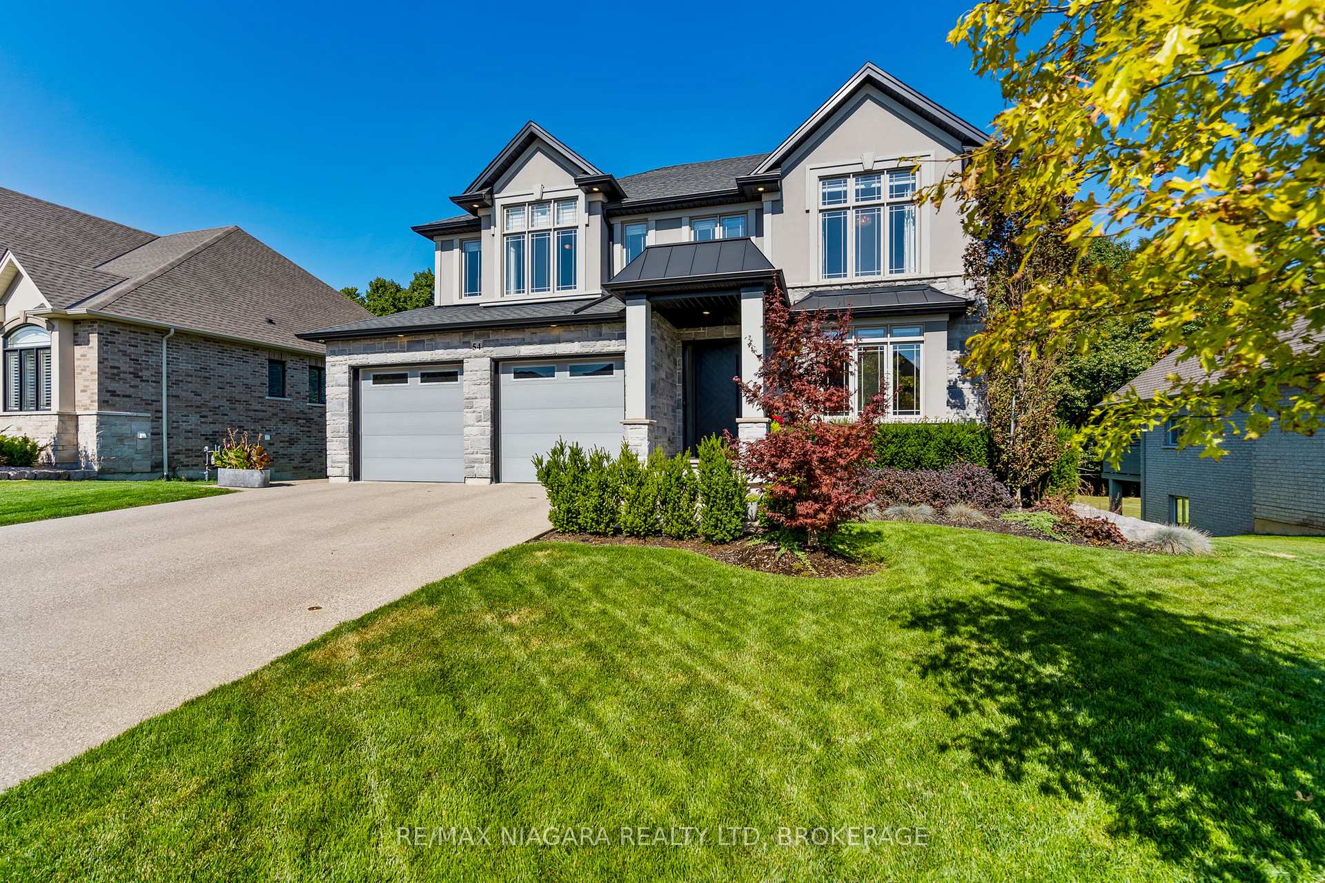 Photo 3 of 54 Philmori Boulevard, Pelham, Fonthill — HOMEH