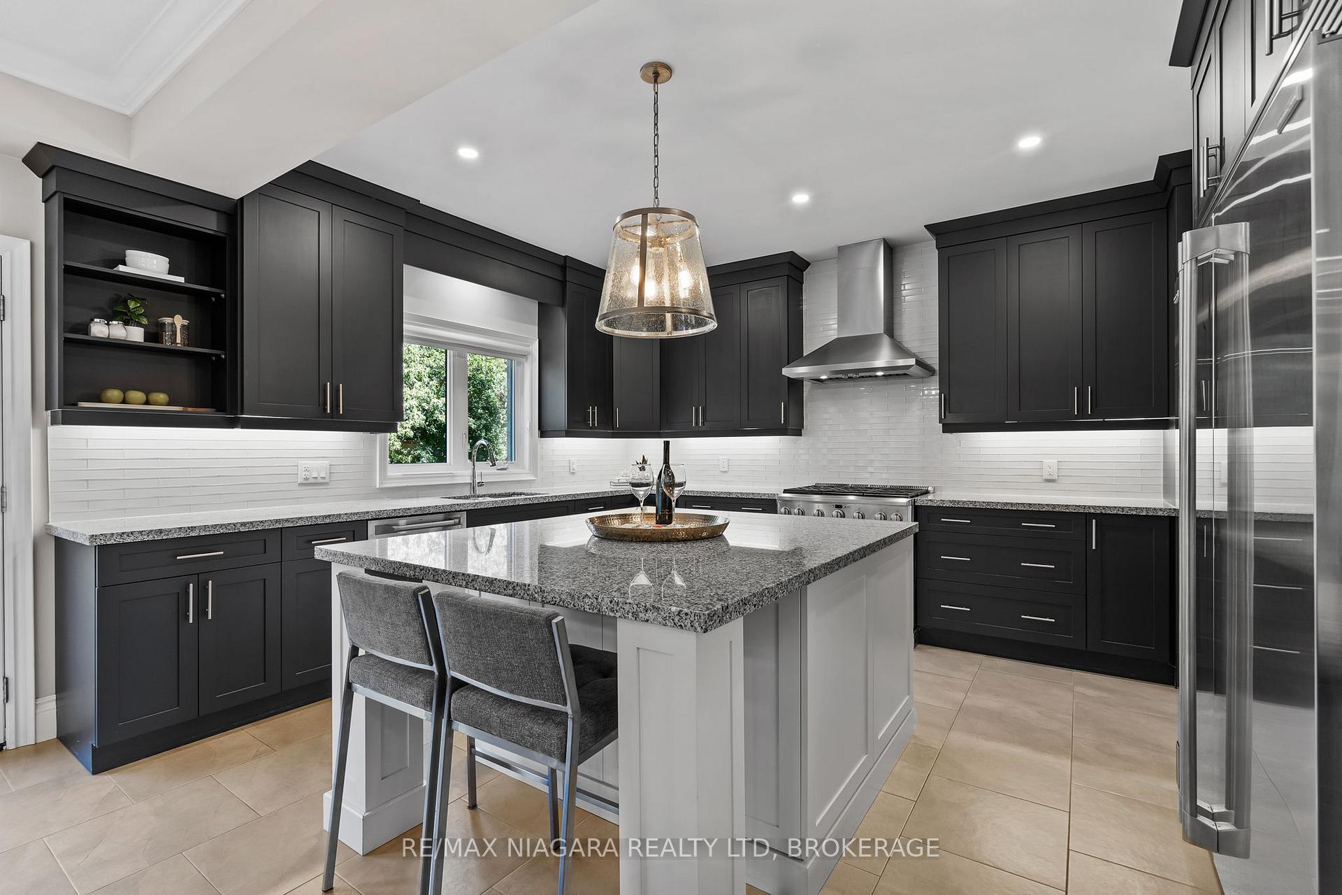 Photo 9 of 54 Philmori Boulevard, Pelham, Fonthill — HOMEH