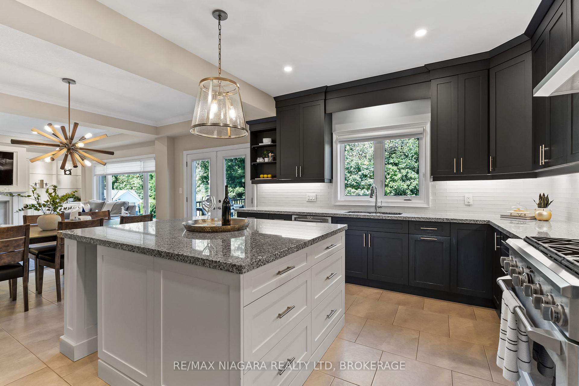 Photo 10 of 54 Philmori Boulevard, Pelham, Fonthill — HOMEH
