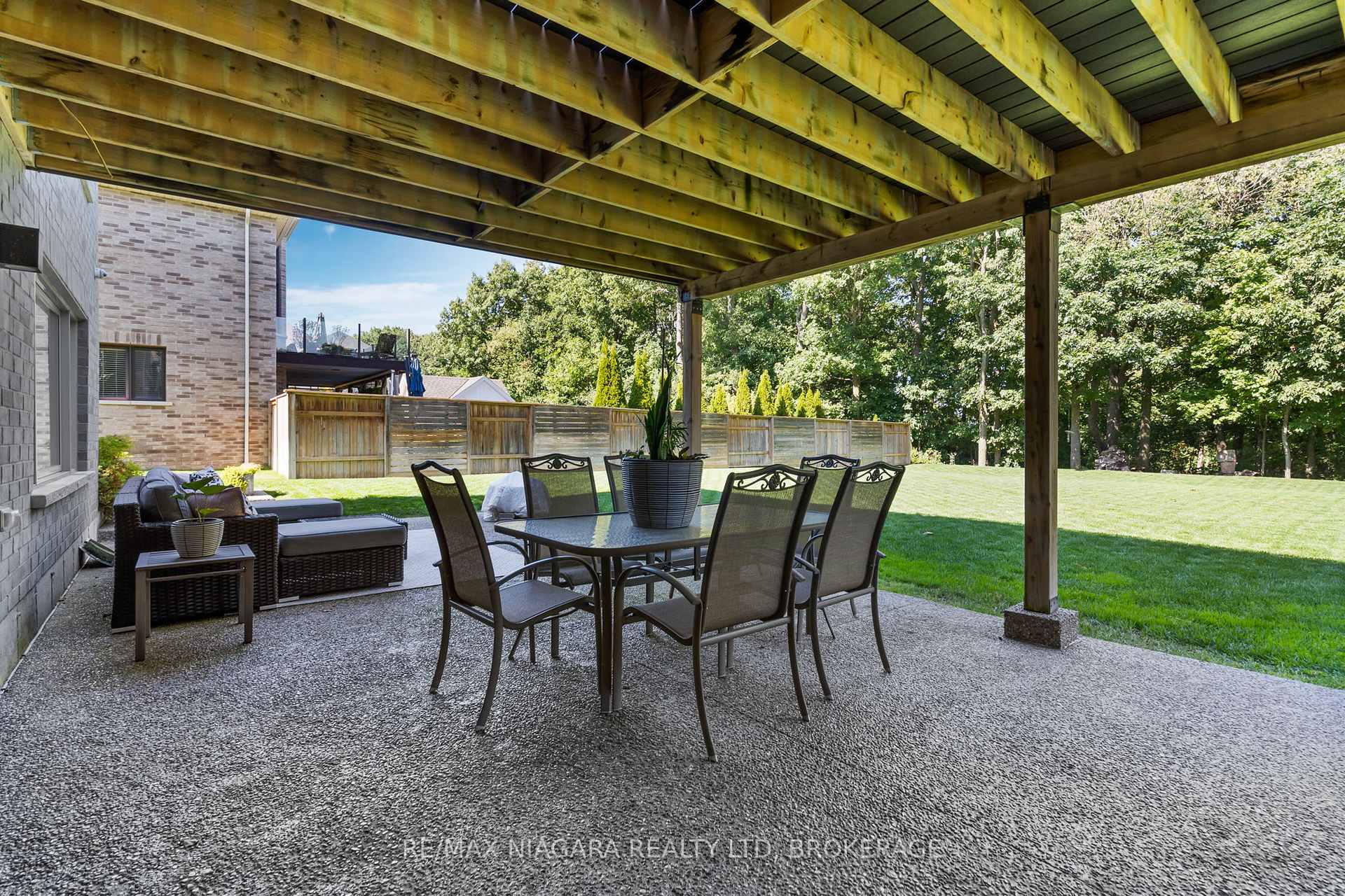 Photo 41 of 54 Philmori Boulevard, Pelham, Fonthill — HOMEH