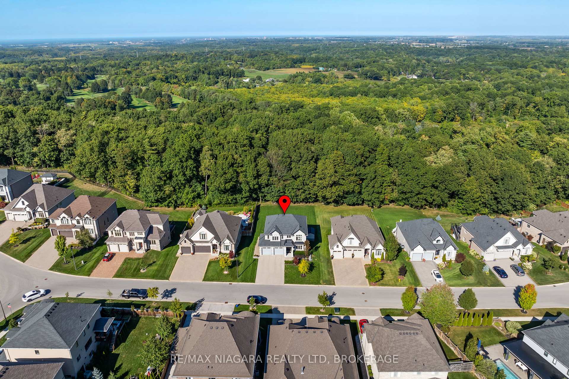 Photo 46 of 54 Philmori Boulevard, Pelham, Fonthill — HOMEH