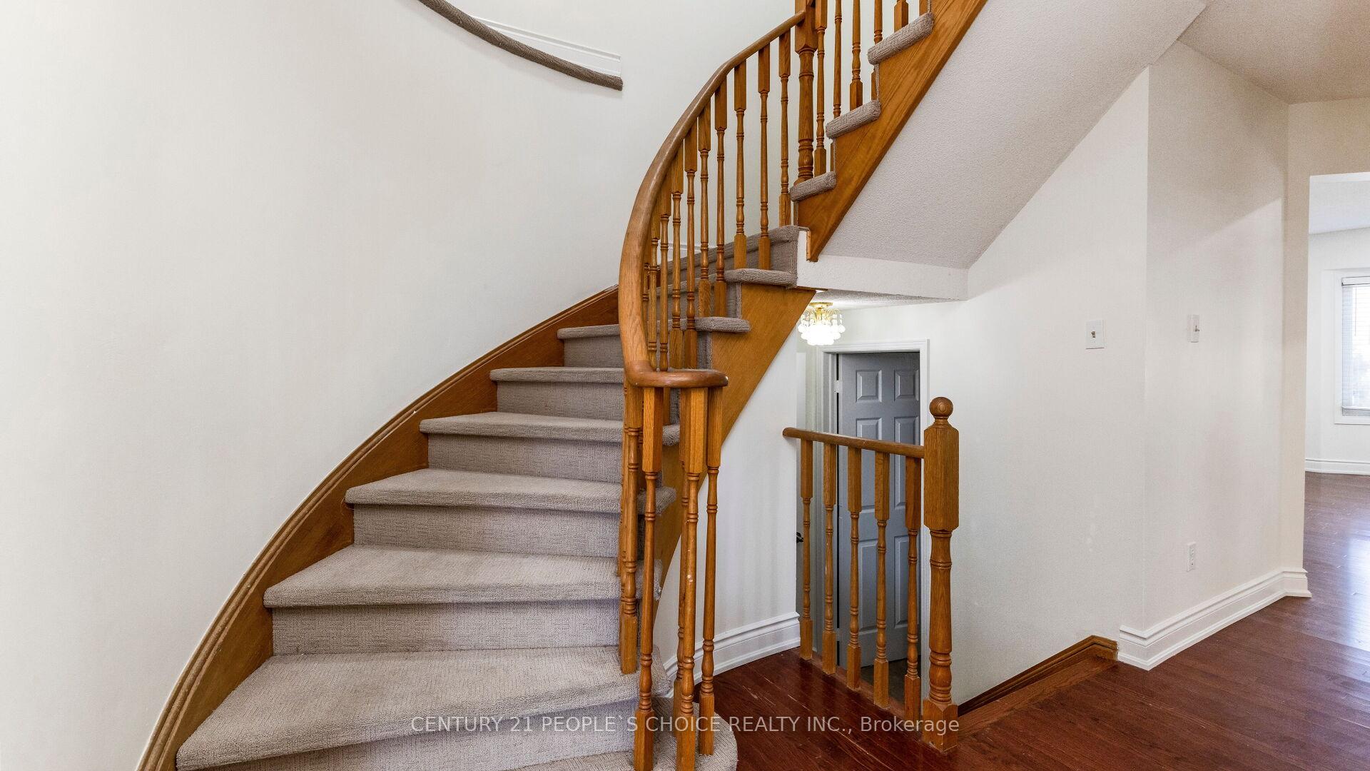 Photo 34 of 3464 Nutcracker Drive, Mississauga, Lisgar — HOMEH