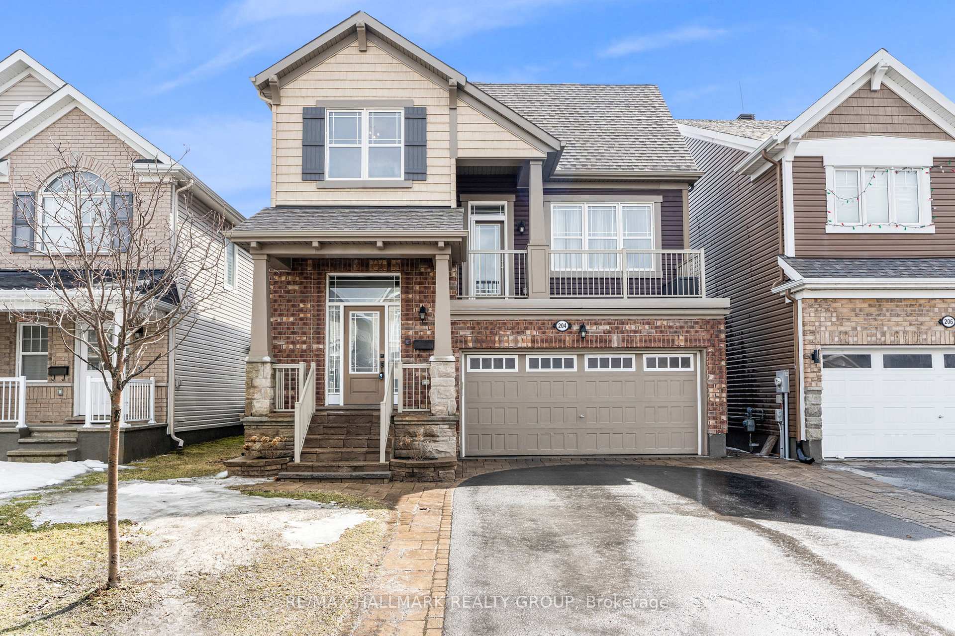 Photo 1 of 204 Casa Grande Circle, Ottawa, Avalon West — HOMEH