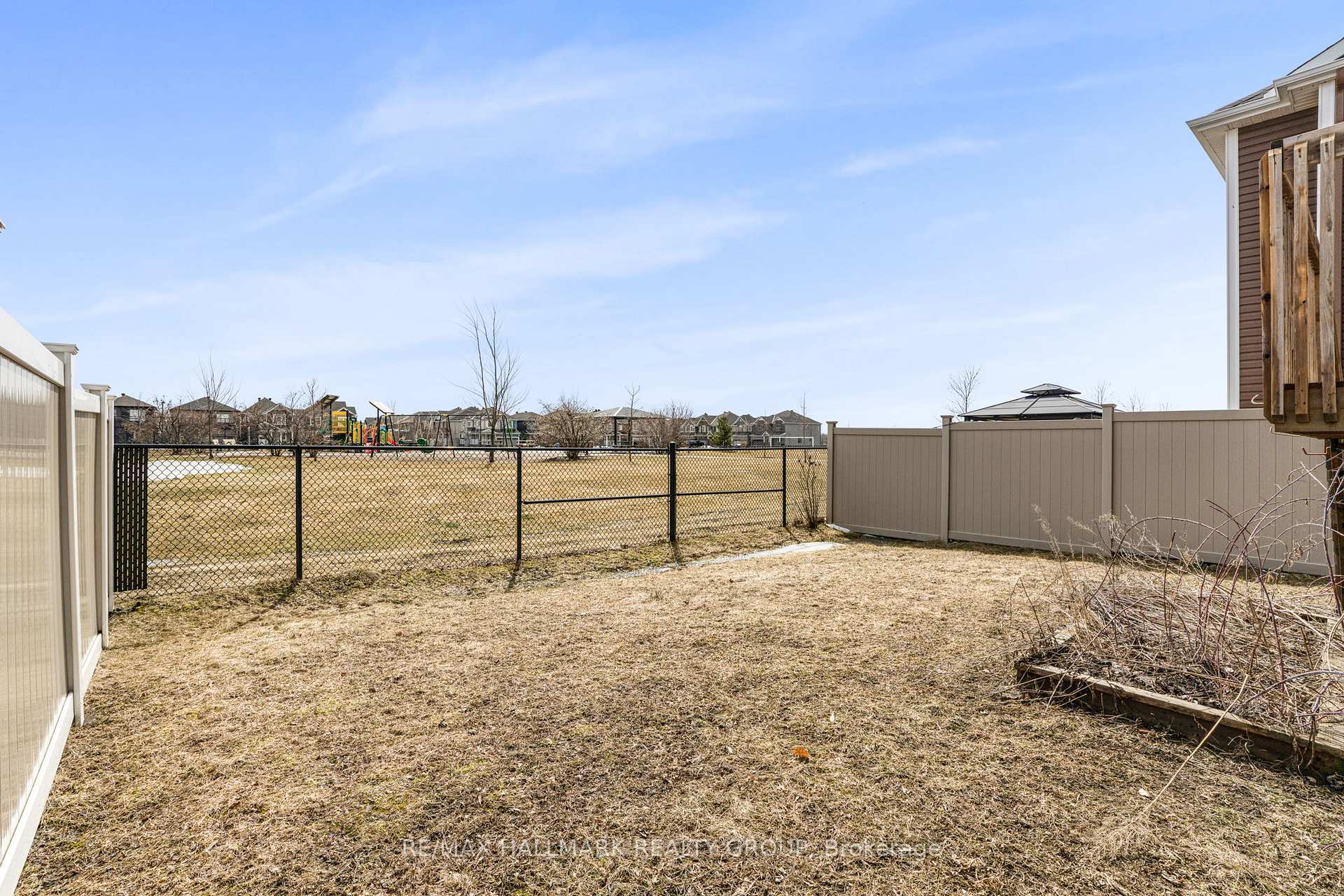 Photo 28 of 204 Casa Grande Circle, Ottawa, Avalon West — HOMEH