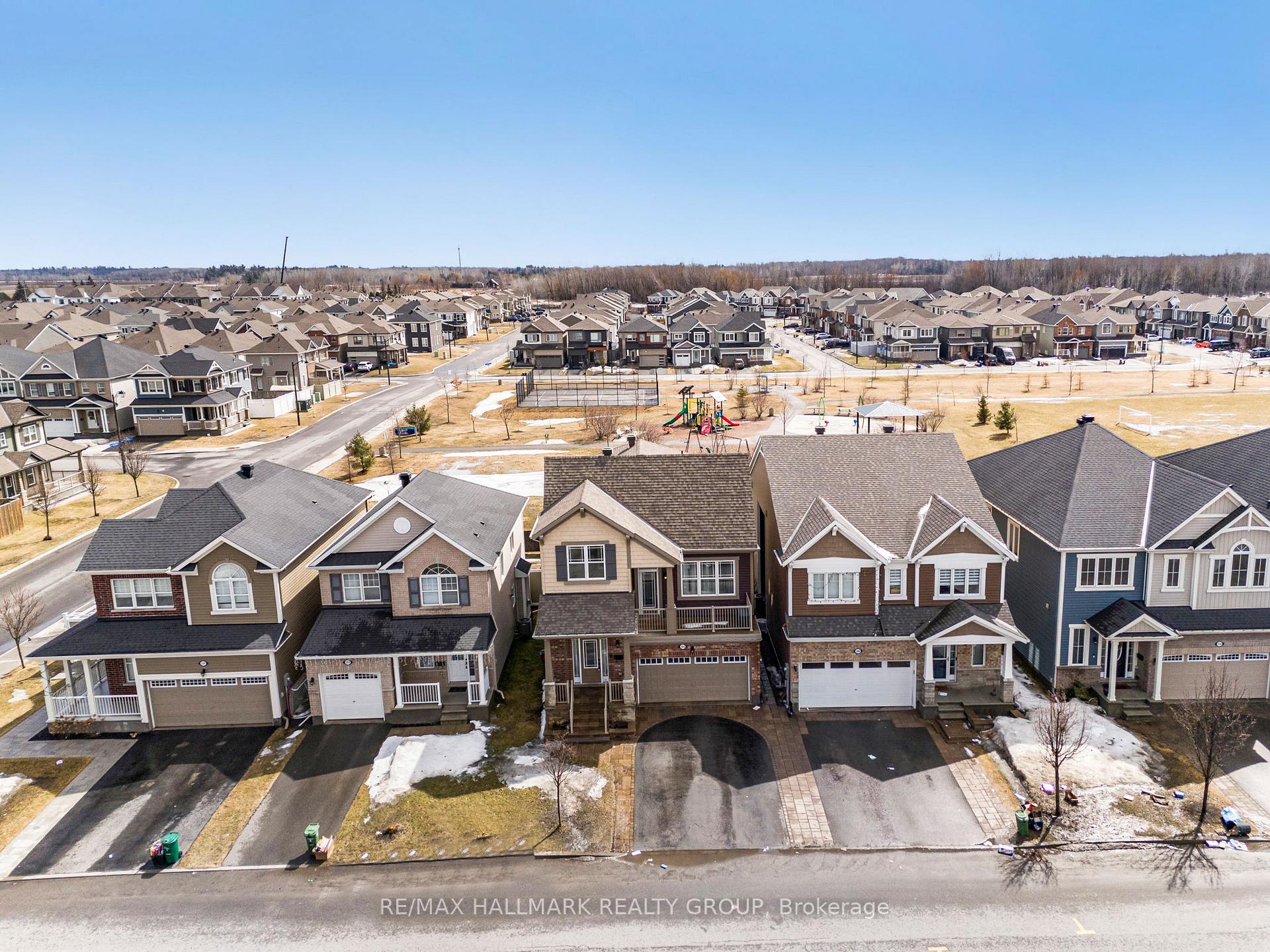 Photo 31 of 204 Casa Grande Circle, Ottawa, Avalon West — HOMEH