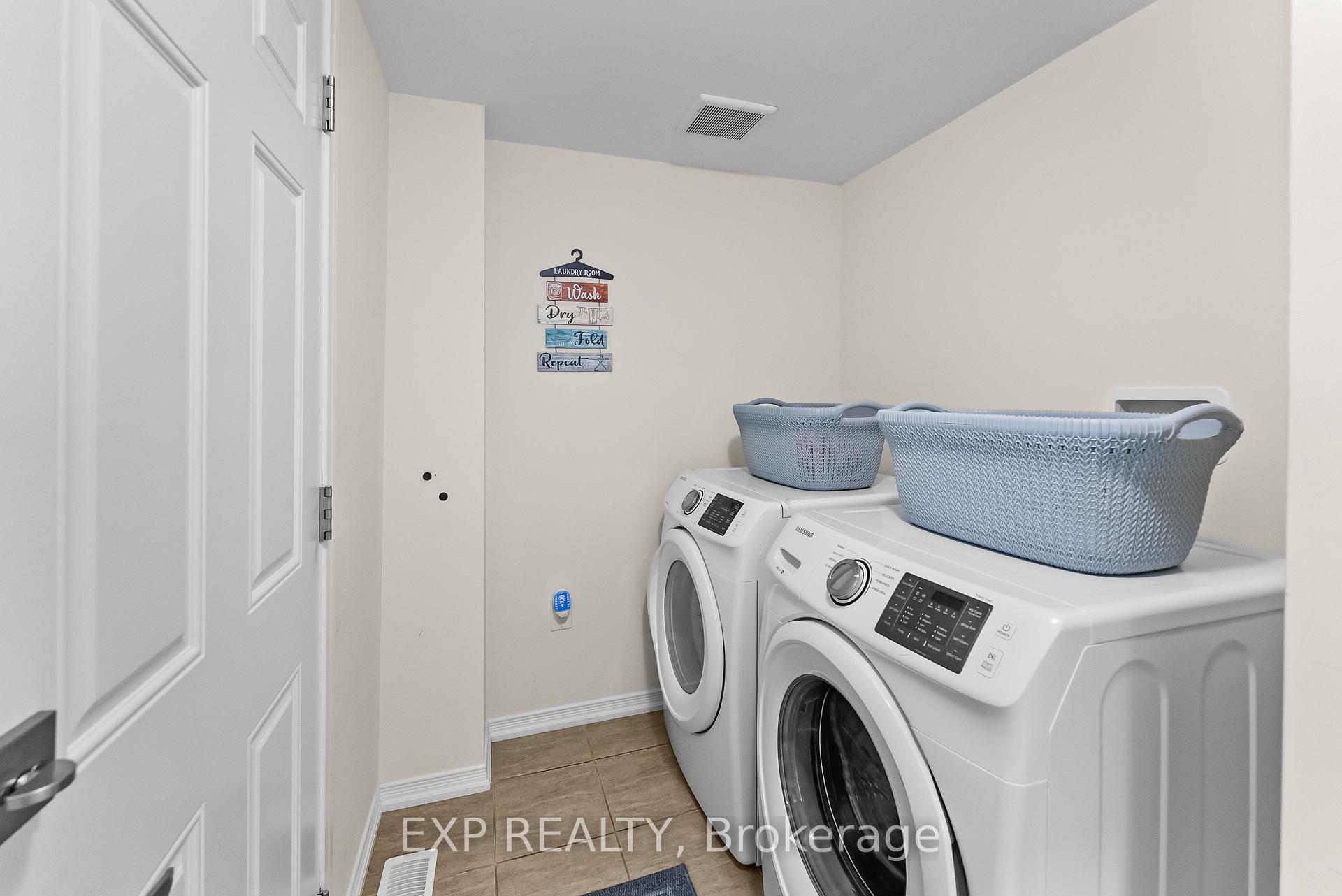 Photo 7 of 7732 Redbud Lane, Niagara Falls, Brown — HOMEH