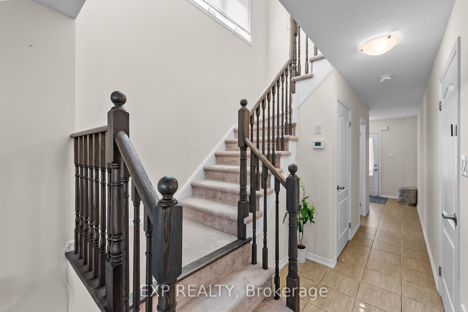 Photo 15 of 7732 Redbud Lane, Niagara Falls, Brown — HOMEH